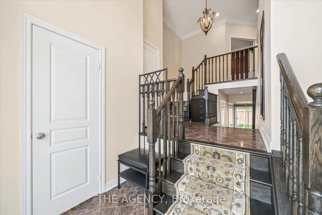 32 Timna Cres, Vaughan 4