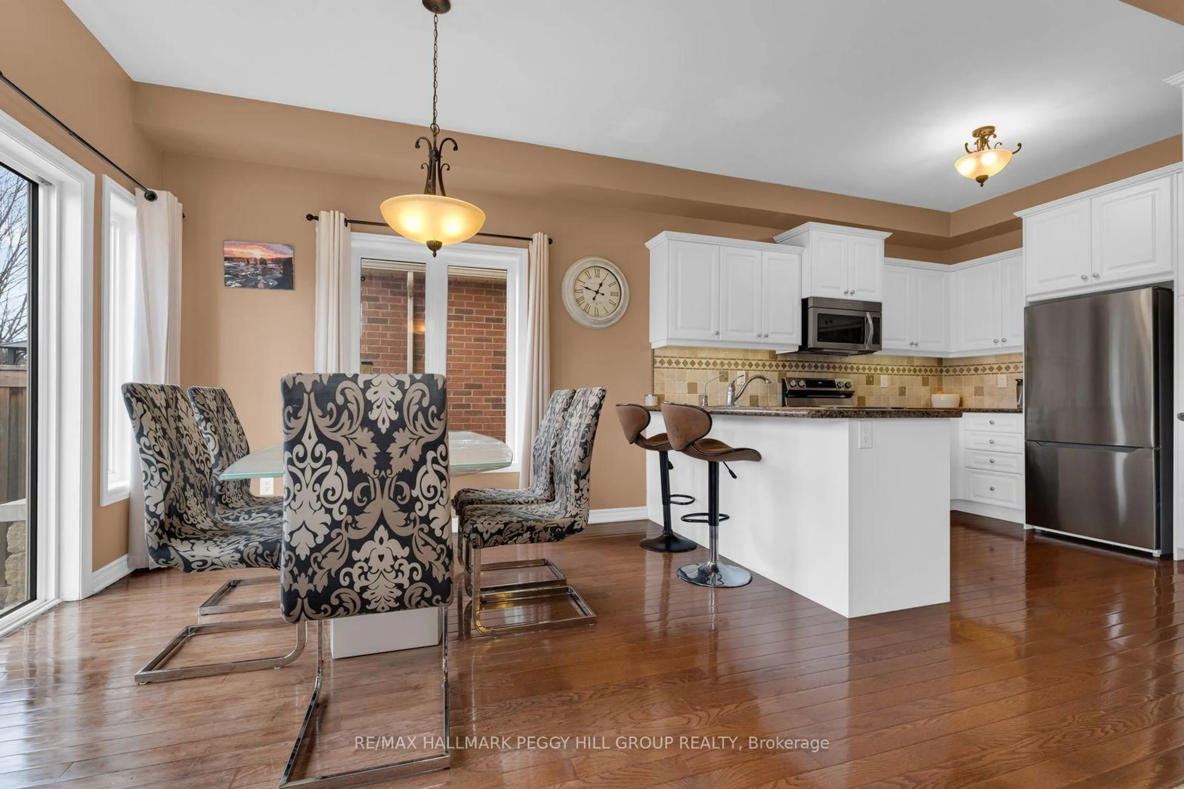 Open concept kitchen, unknown for 298 Greenwood Dr, Essa Ontario L3W 0E8