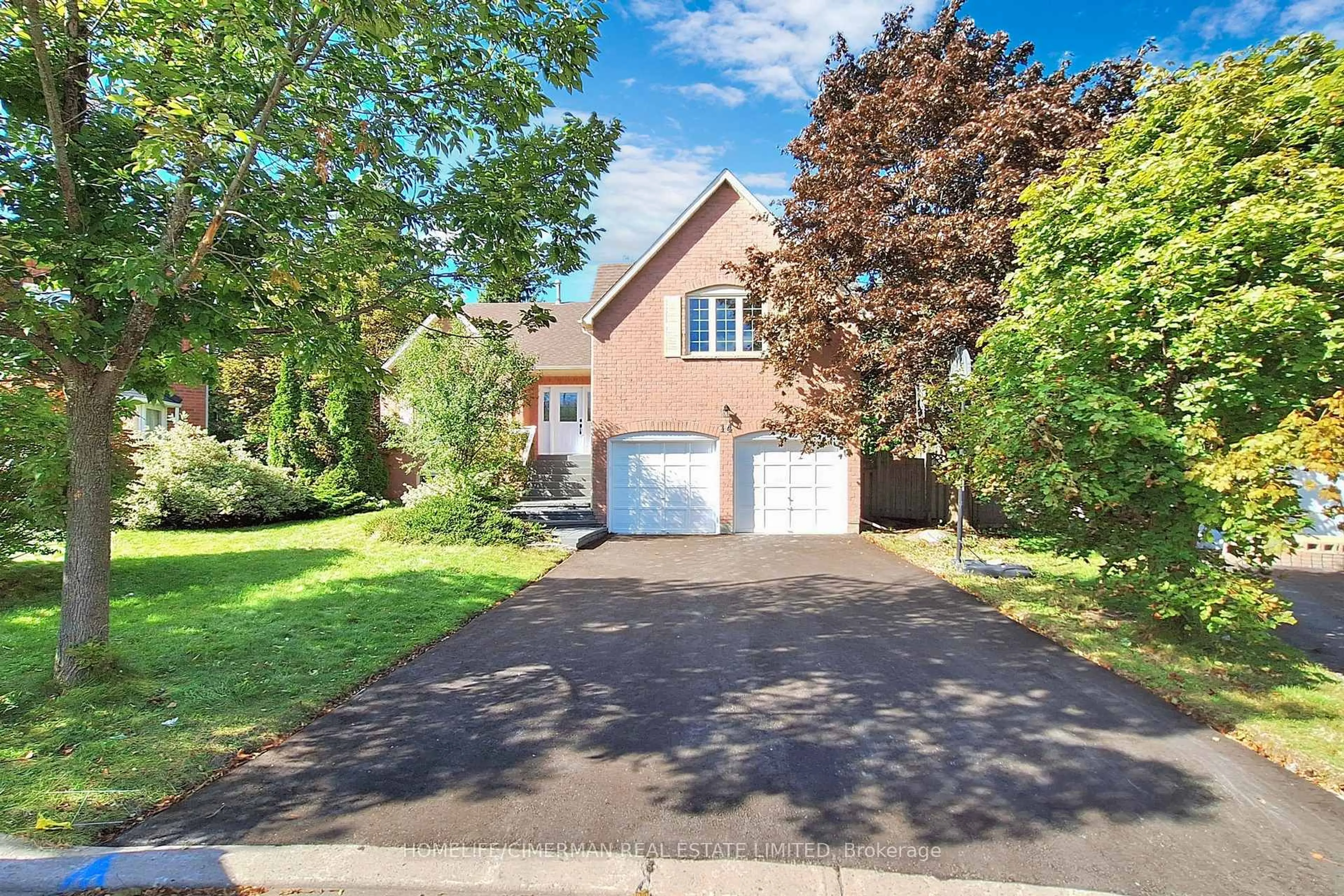 Unknown for 14 Laurwood Crt, Aurora Ontario L4G 5C2