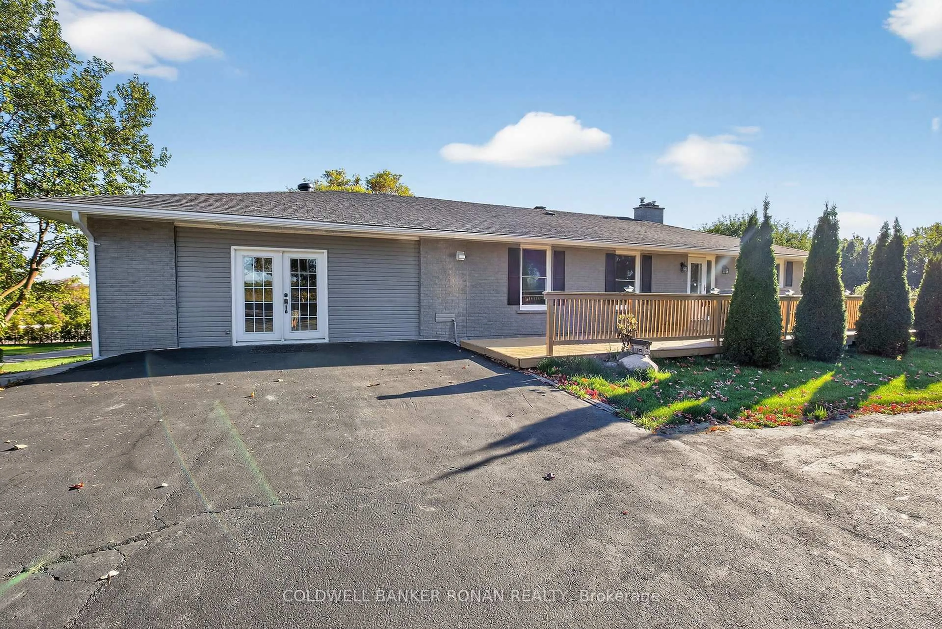 A pic from outside/outdoor area/front of a property/back of a property/a pic from drone, street for 5697 2nd Line, New Tecumseth Ontario L0G 1T0