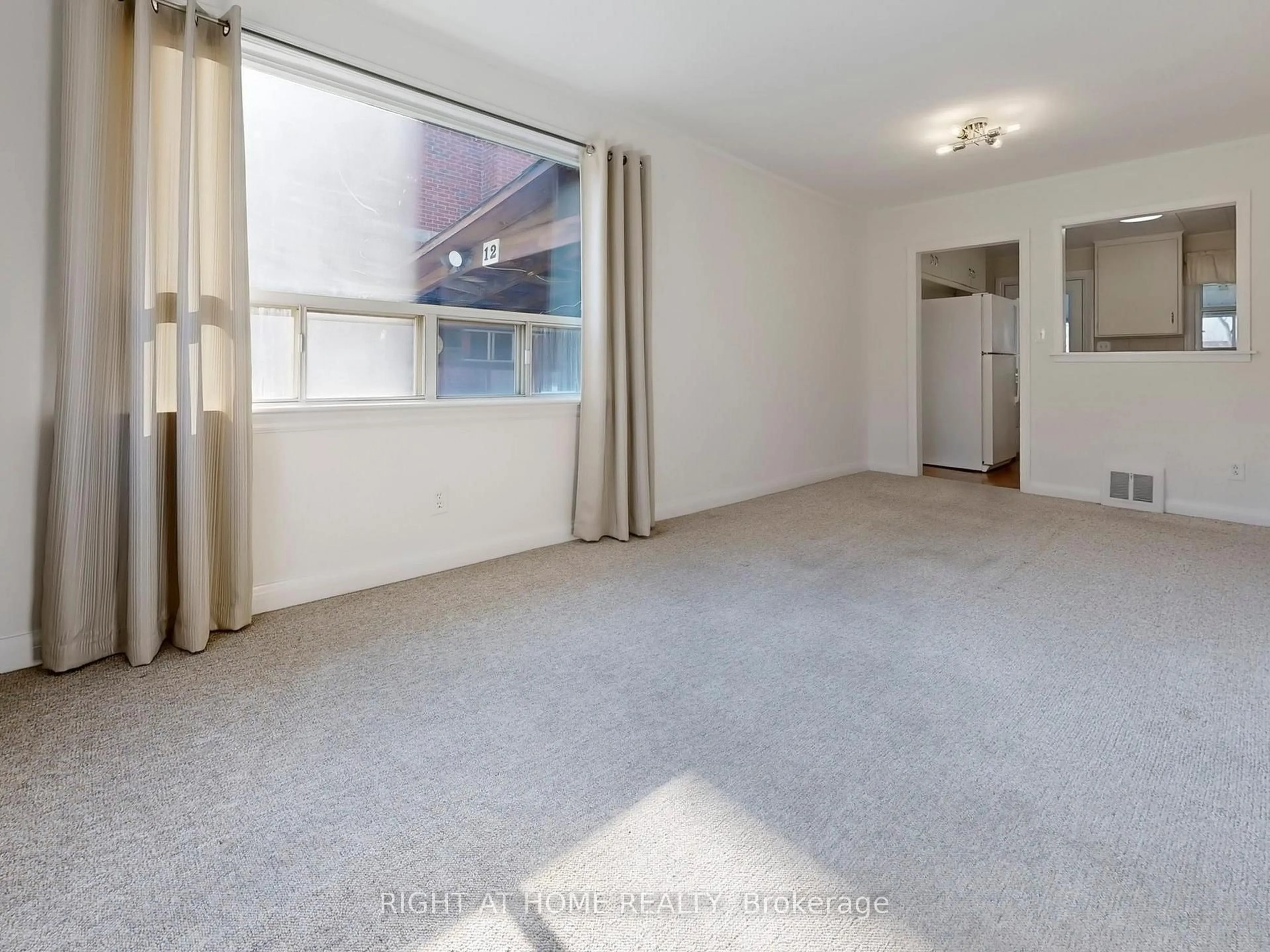 A pic of a room for 12 Rouge St, Markham Ontario L3P 1K6