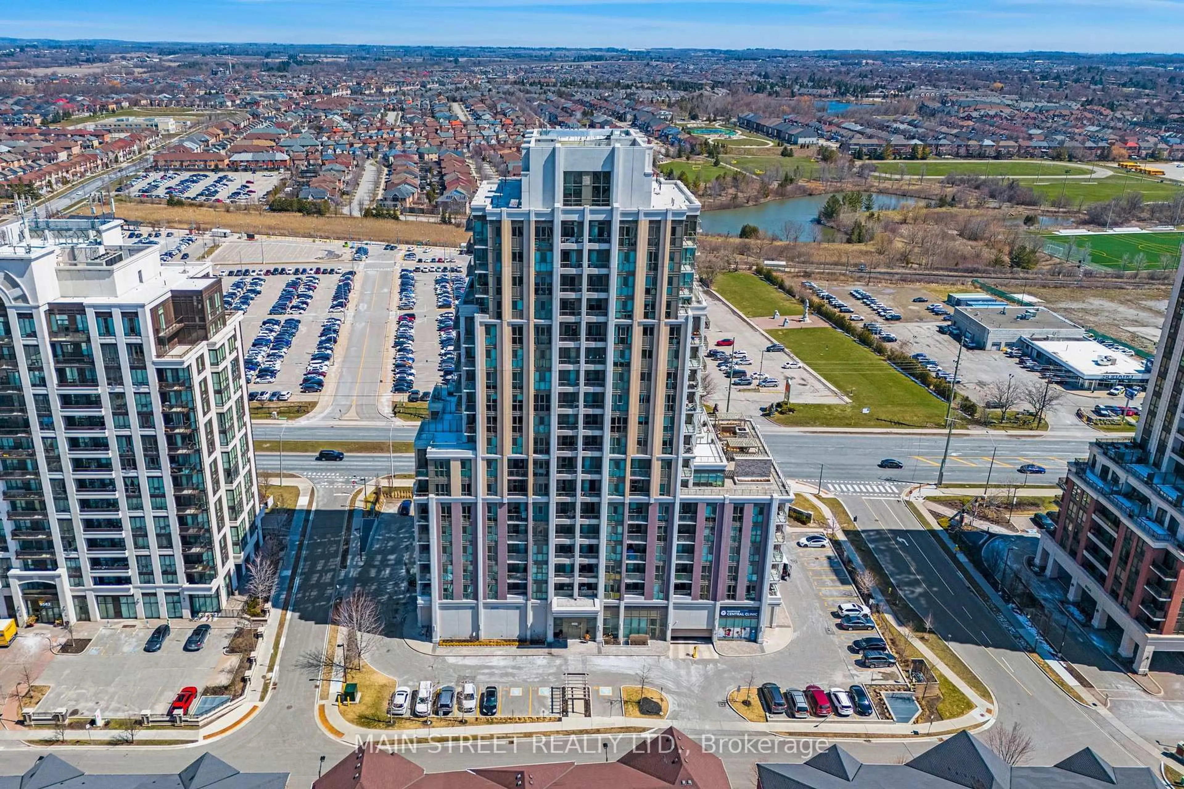 A pic from outside/outdoor area/front of a property/back of a property/a pic from drone, unknown for 9560 Markham Rd #1006, Markham Ontario L6E 0T9