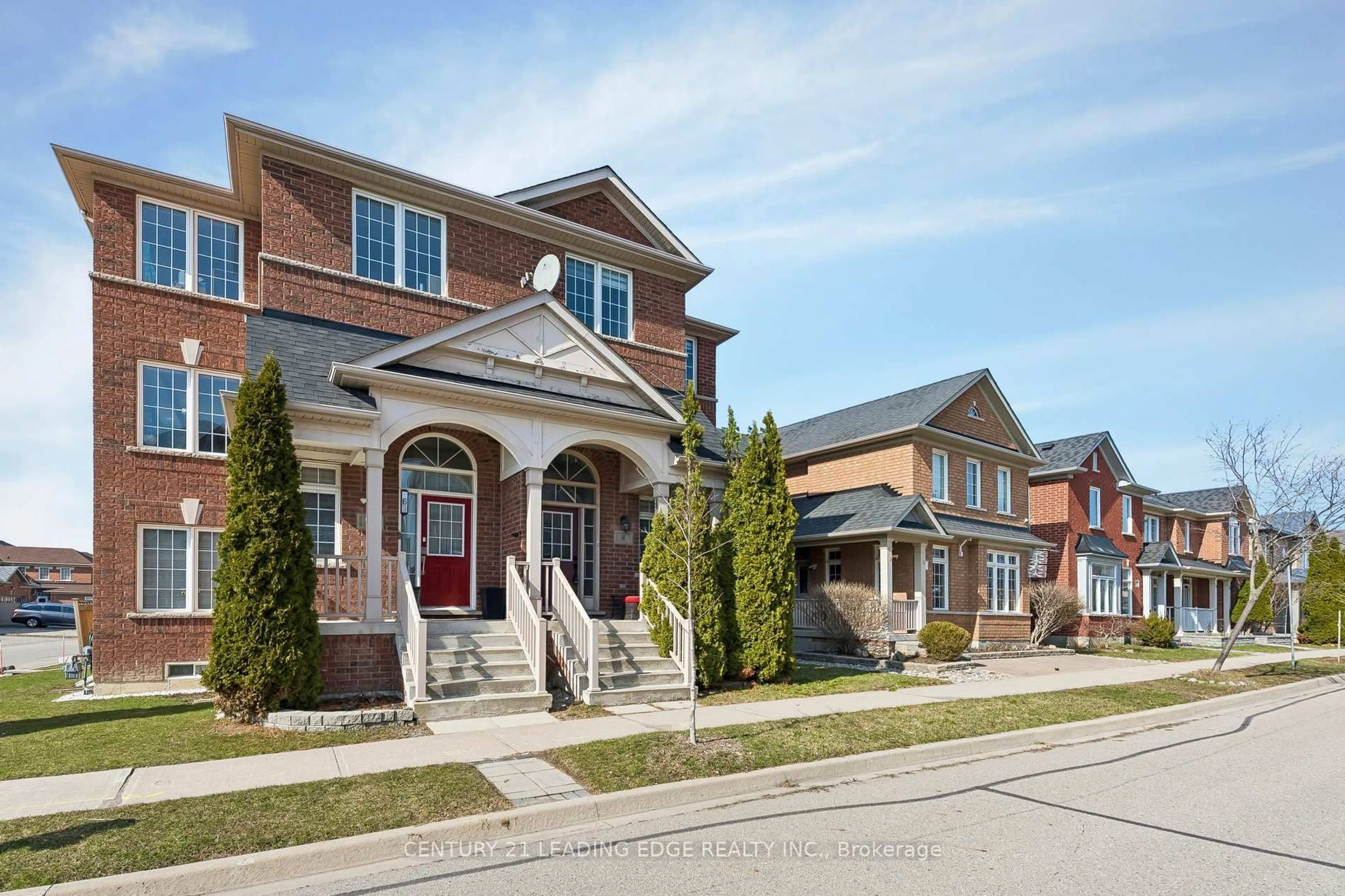 Home with brick exterior material, street for 8 Pinecliff Ave, Markham Ontario L6B 0K2