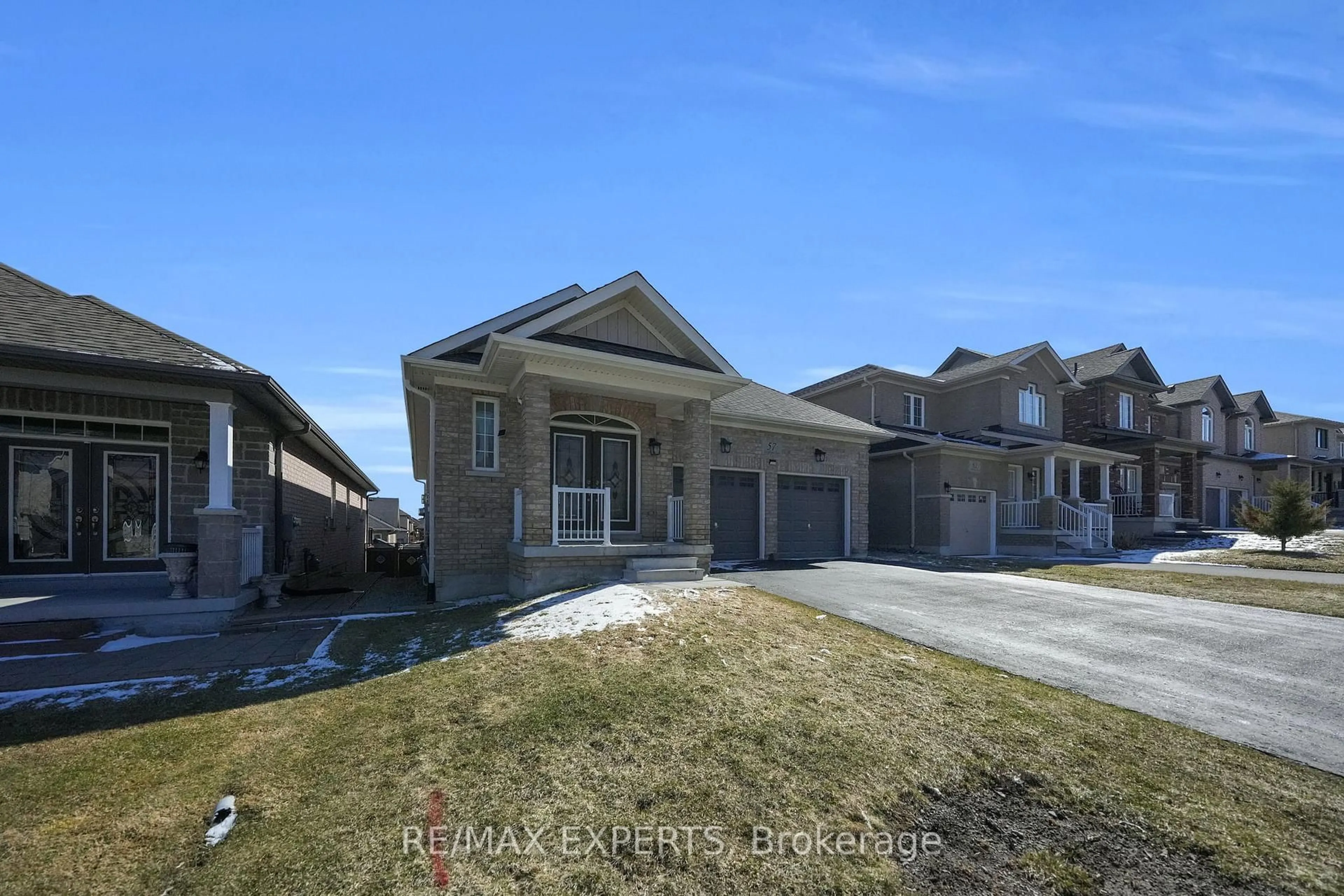 Home with brick exterior material, street for 57 Hopkins Cres, Bradford West Gwillimbury Ontario L3Z 0R7
