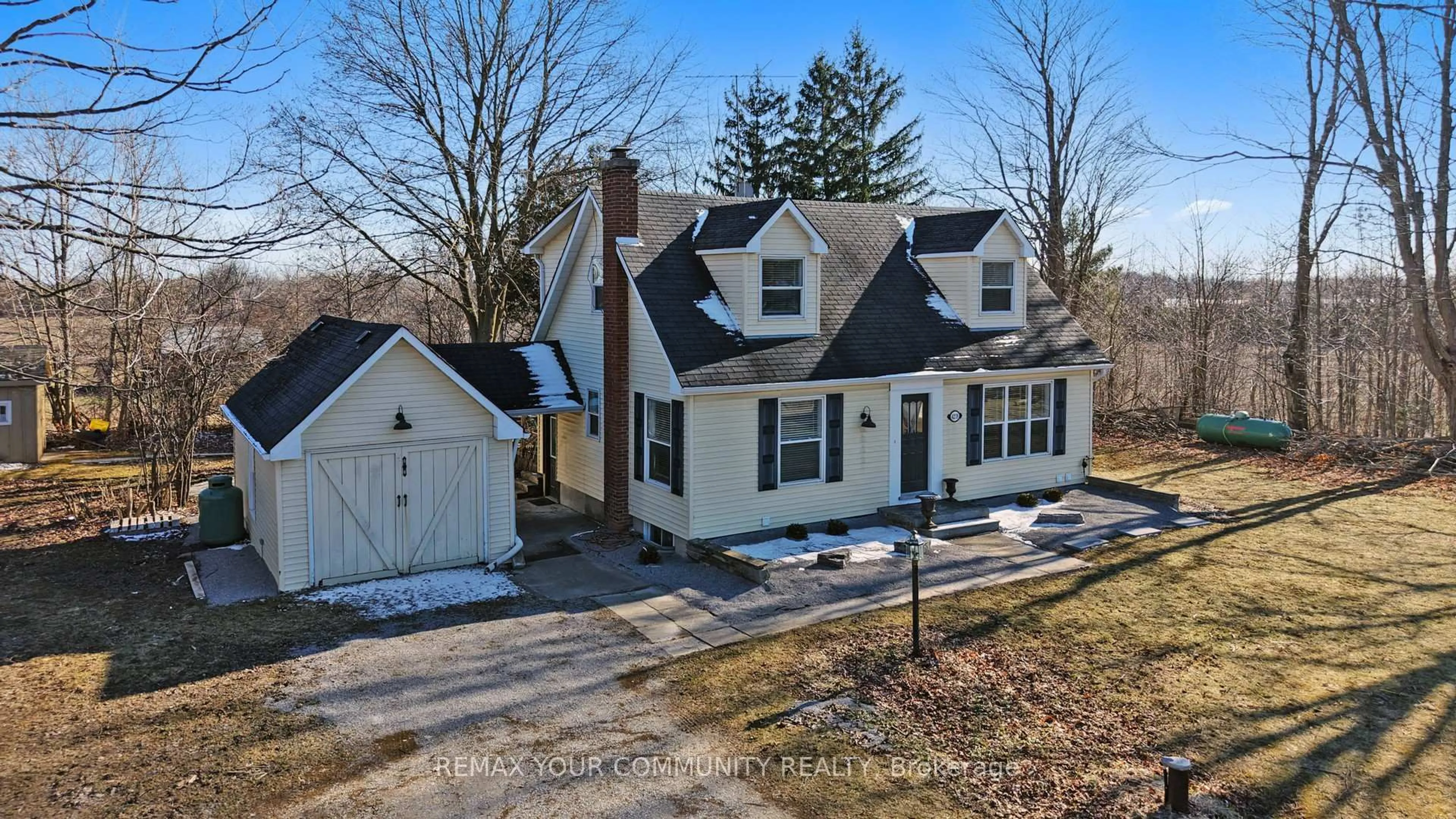 A pic from outside/outdoor area/front of a property/back of a property/a pic from drone, street for 4219 Stouffville Rd, Whitchurch-Stouffville Ontario L4A 3X5