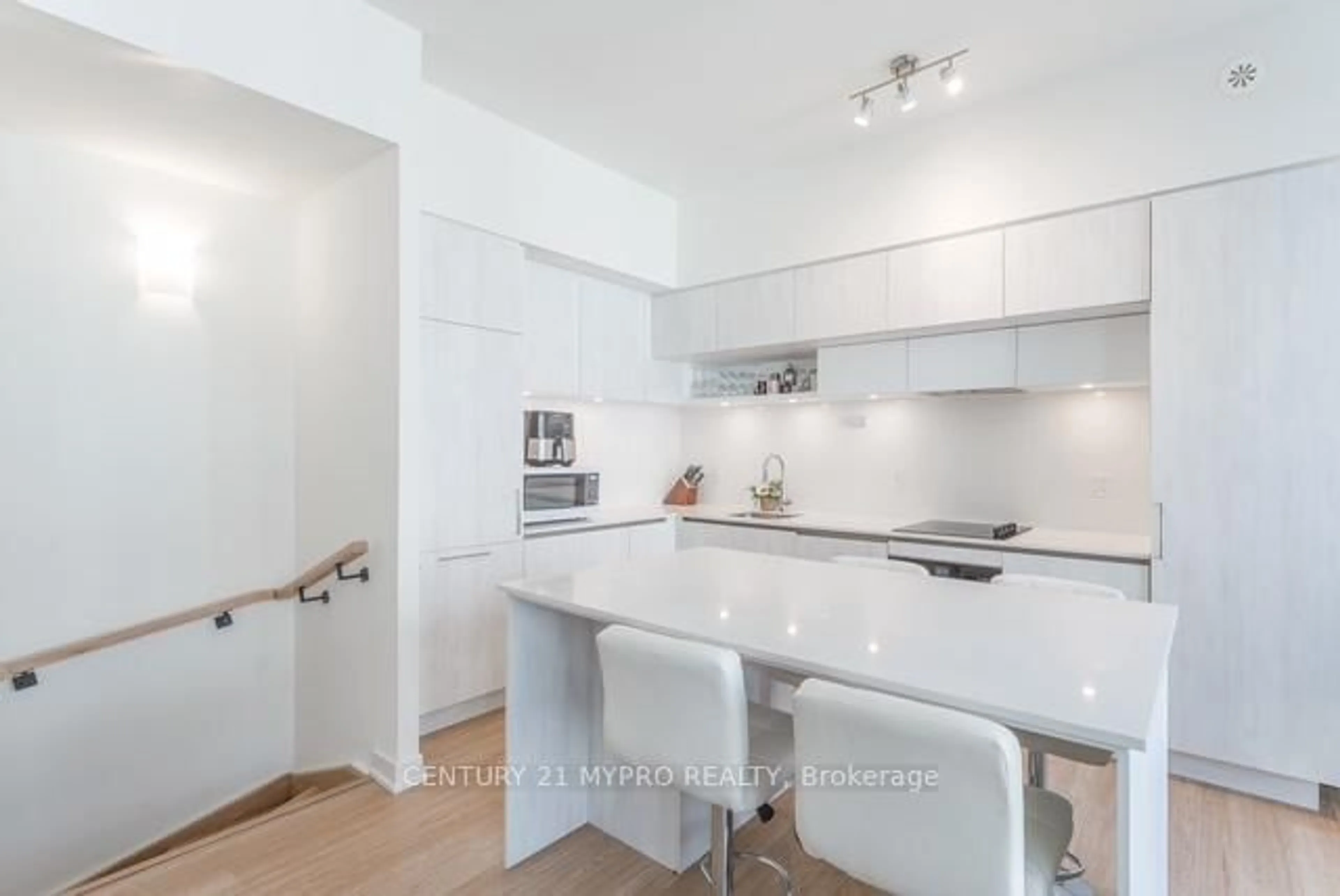 Unknown for 14 David Eyer Rd #1007, Richmond Hill Ontario L4S 0N4