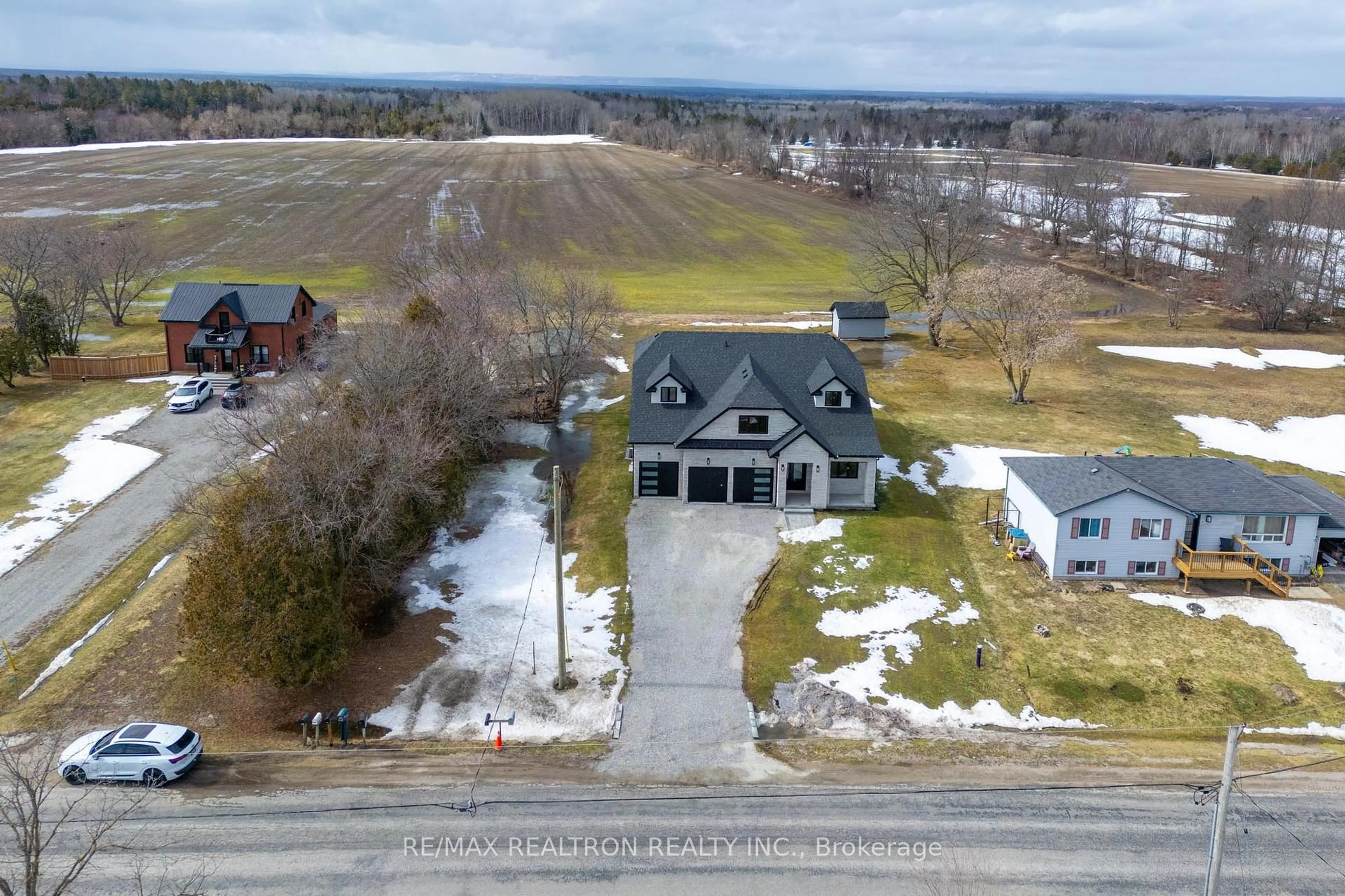 A pic from outside/outdoor area/front of a property/back of a property/a pic from drone, unknown for 8698 6 Line, Essa Ontario L0M 1T0