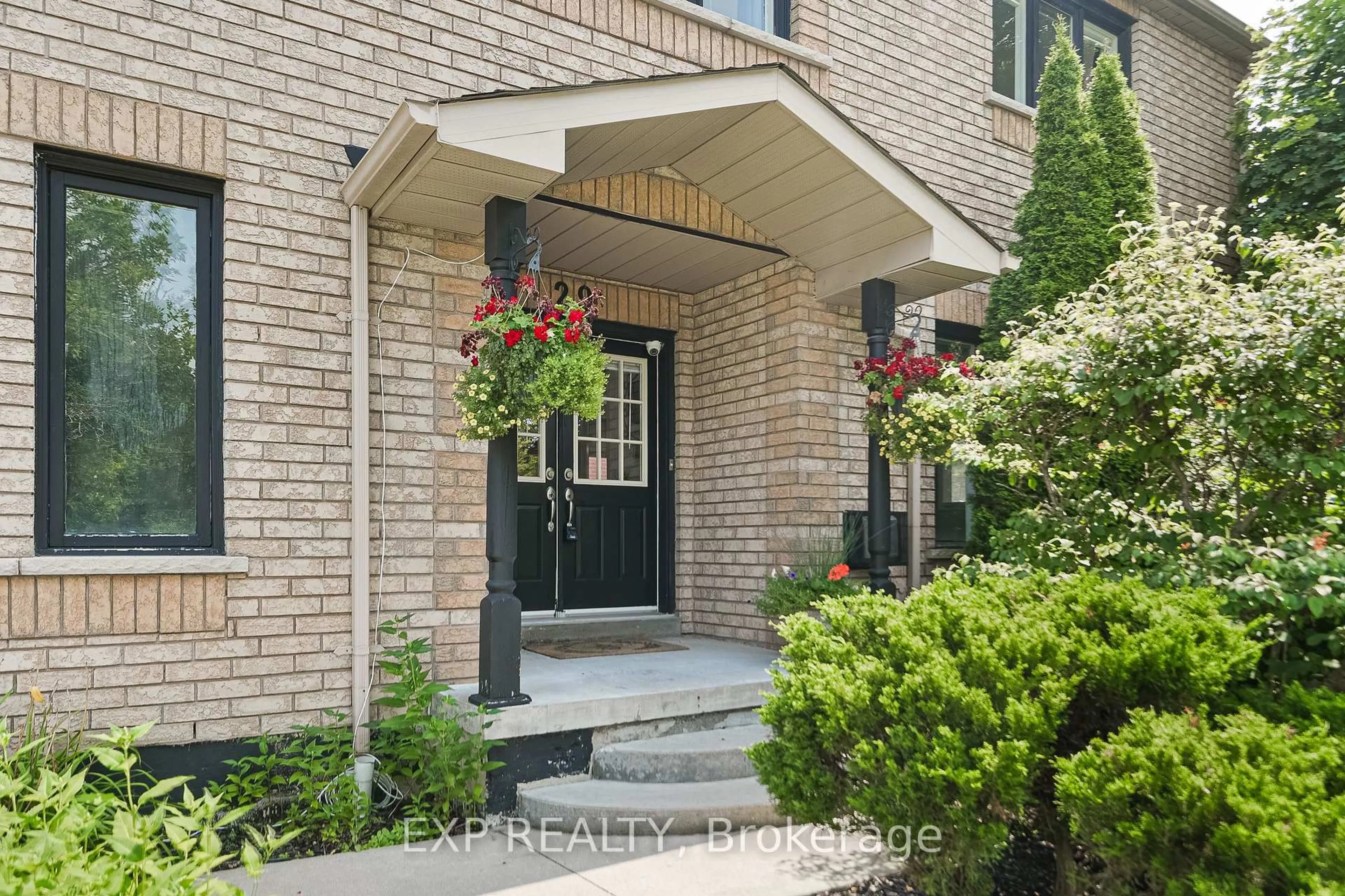 Indoor entryway for 29 Batson Dr, Aurora Ontario L4G 7G8