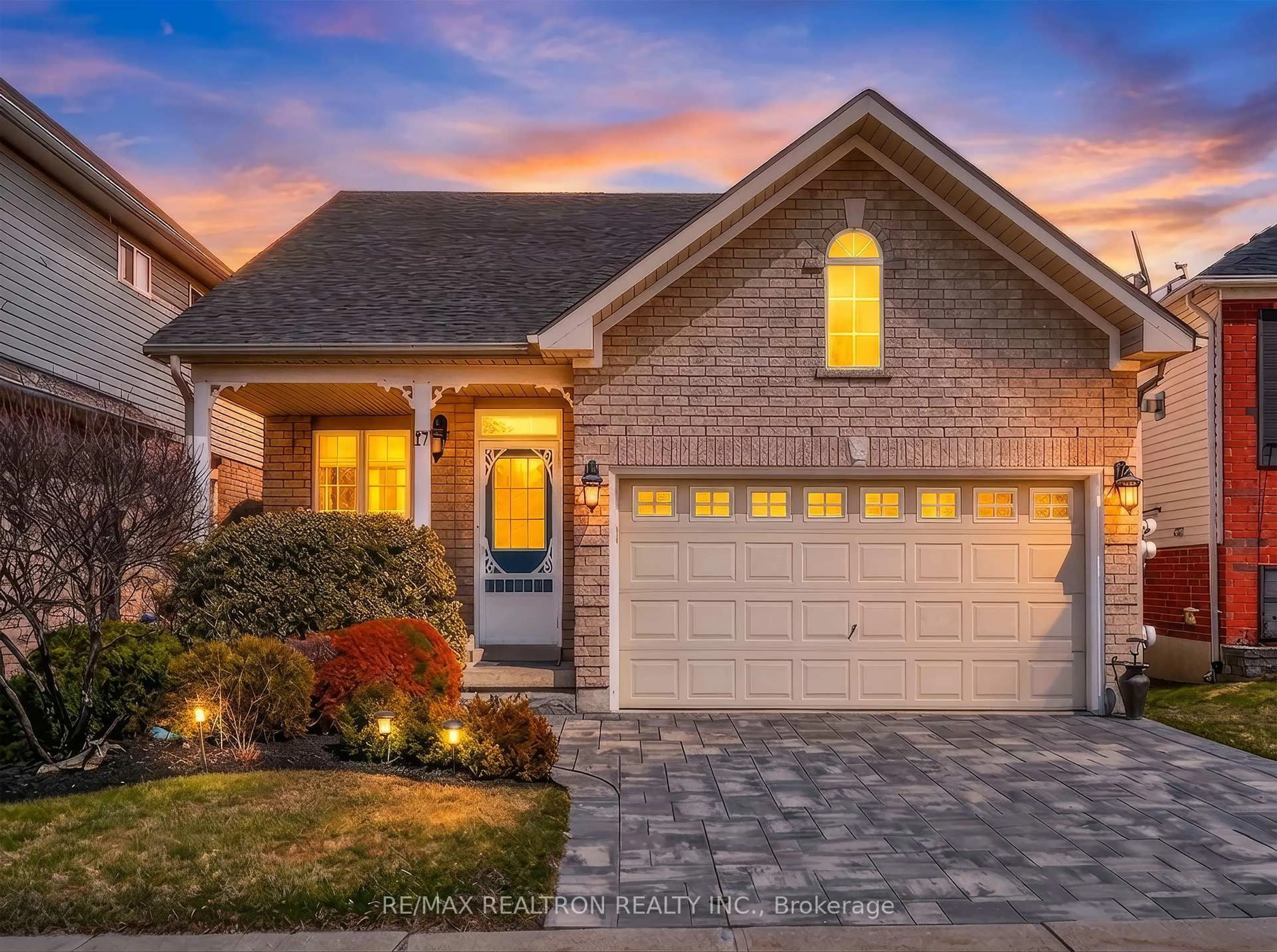 Home with brick exterior material, street for 17 Marchant Circ, King Ontario L0G 1T0