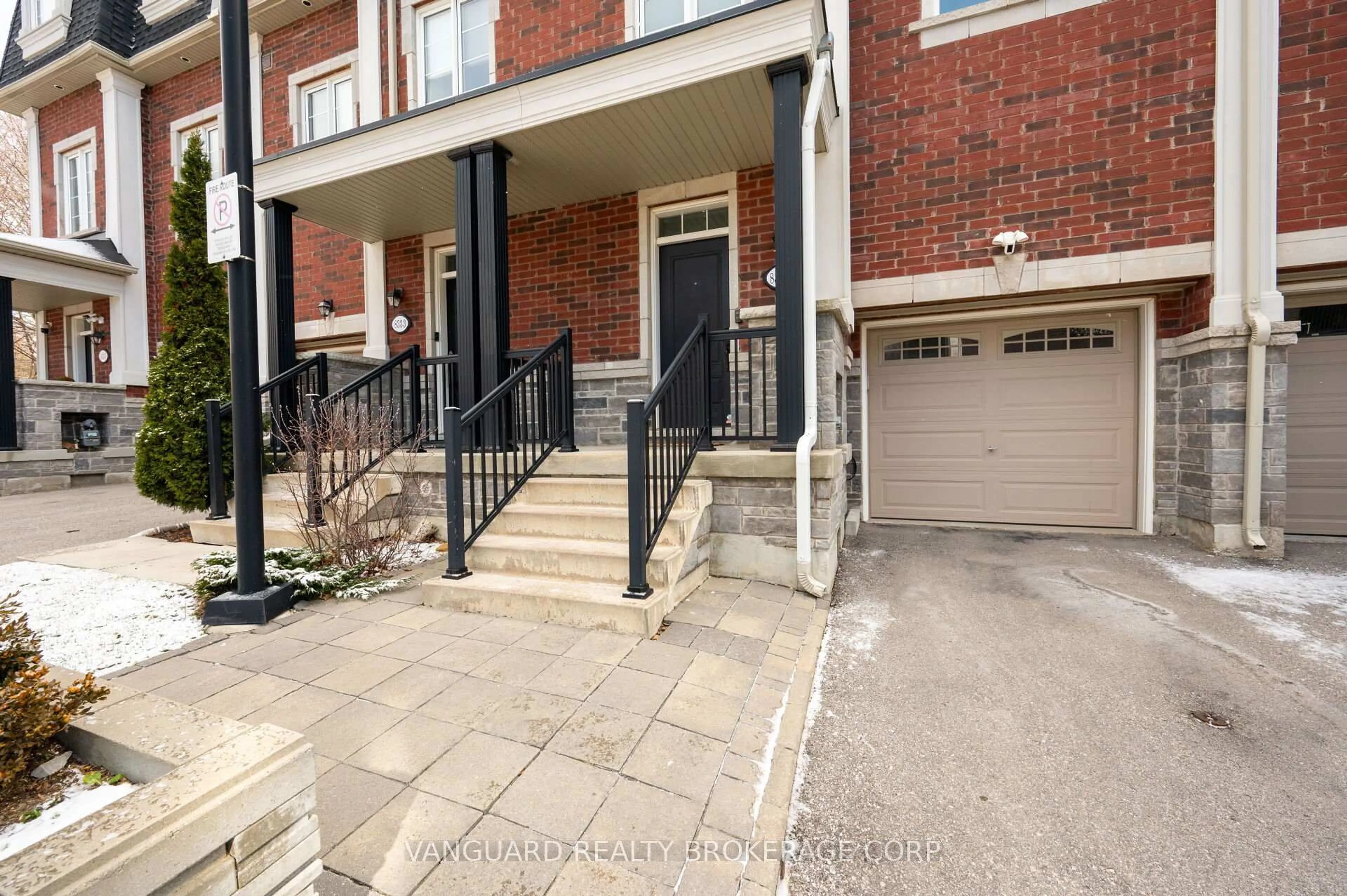 Unknown for 8331 Islington Ave, Vaughan Ontario L4L 1X1