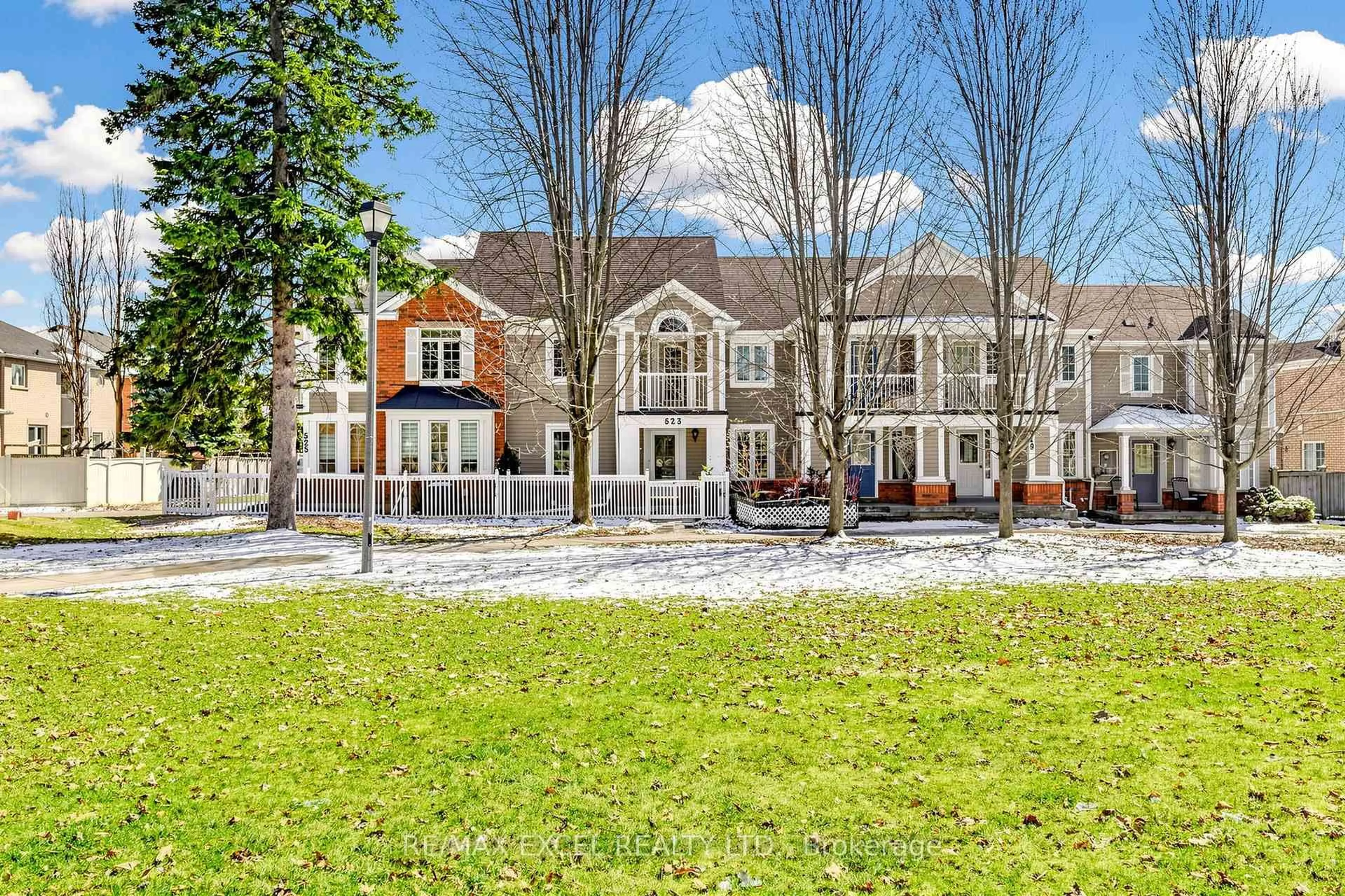 Unknown for 523 Bur Oak Ave, Markham Ontario L6C 2S5