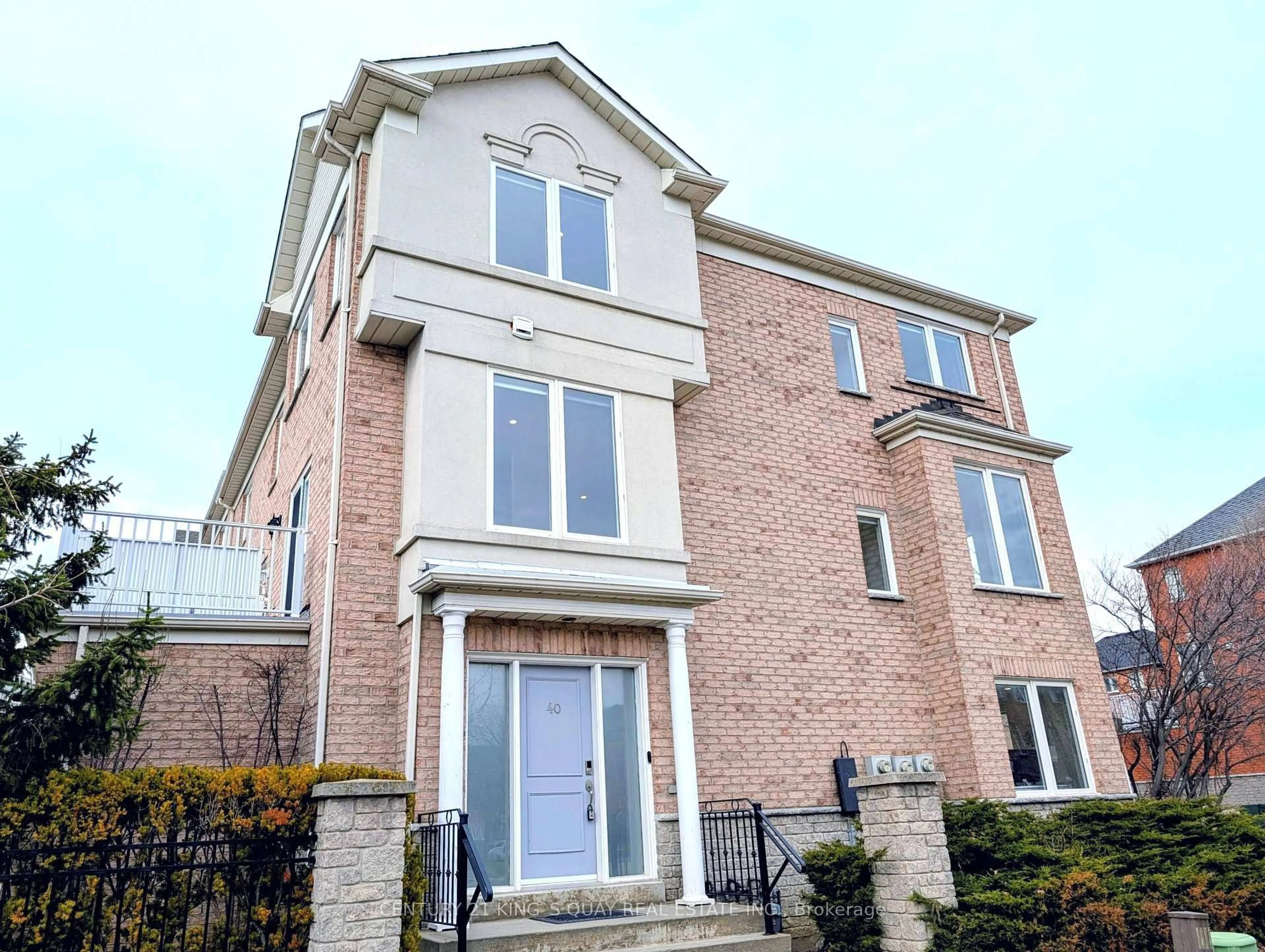Home with brick exterior material, building for 40 Leitchcroft Cres, Markham Ontario L3T 7W1