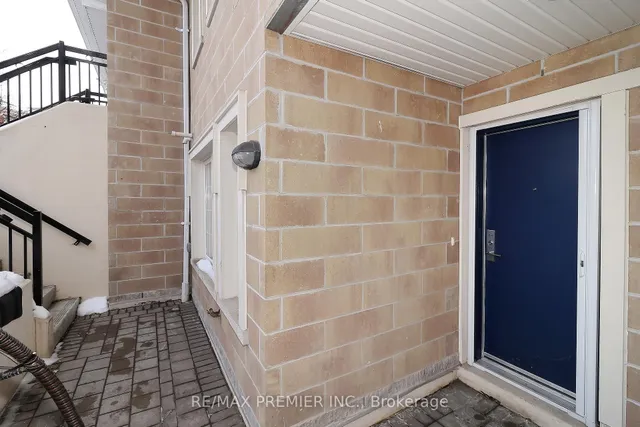 26 Bruce St #C14, Vaughan 4