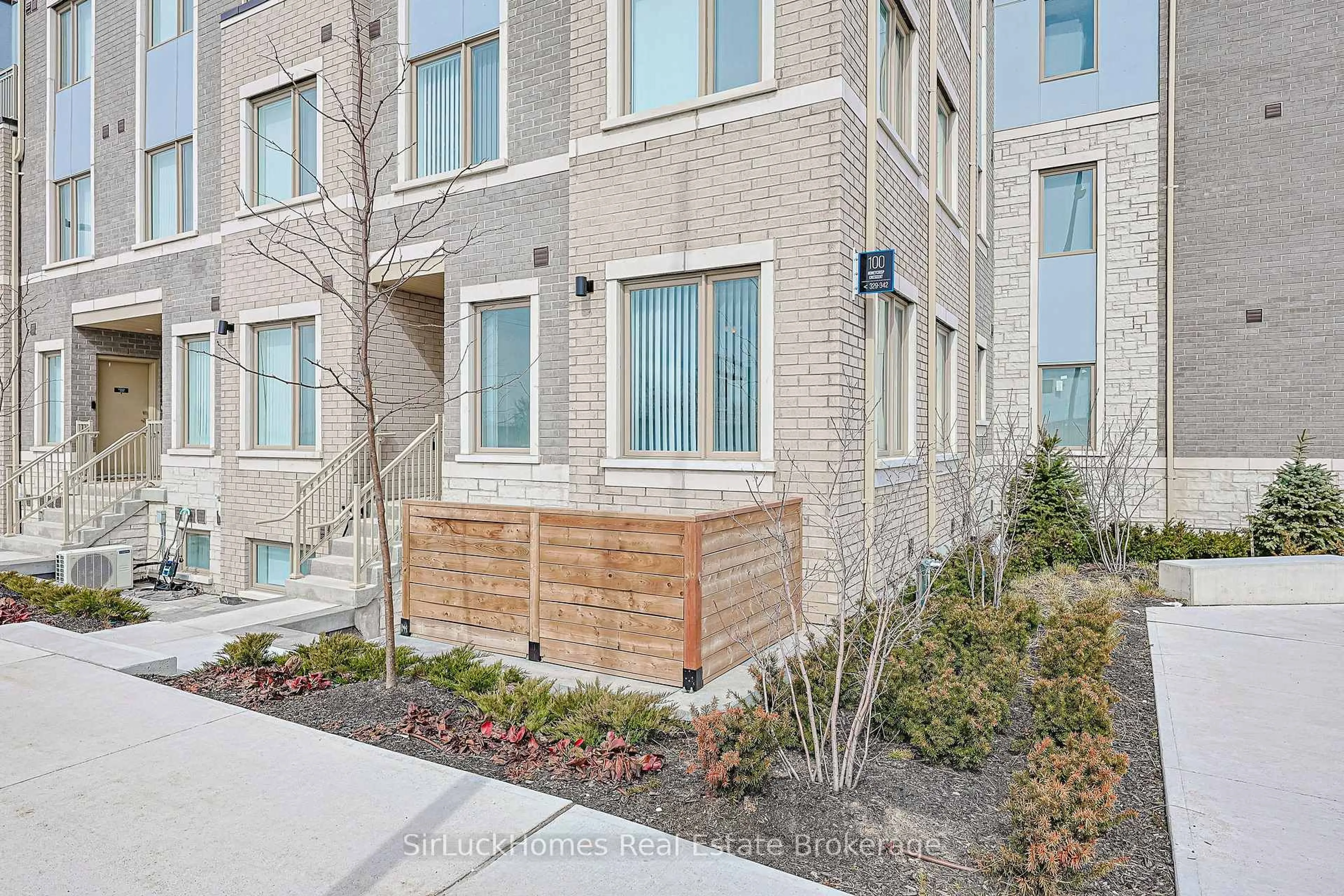 Home with brick exterior material, street for 100 Honeycrisp Cres #342, Vaughan Ontario L4K 0N7