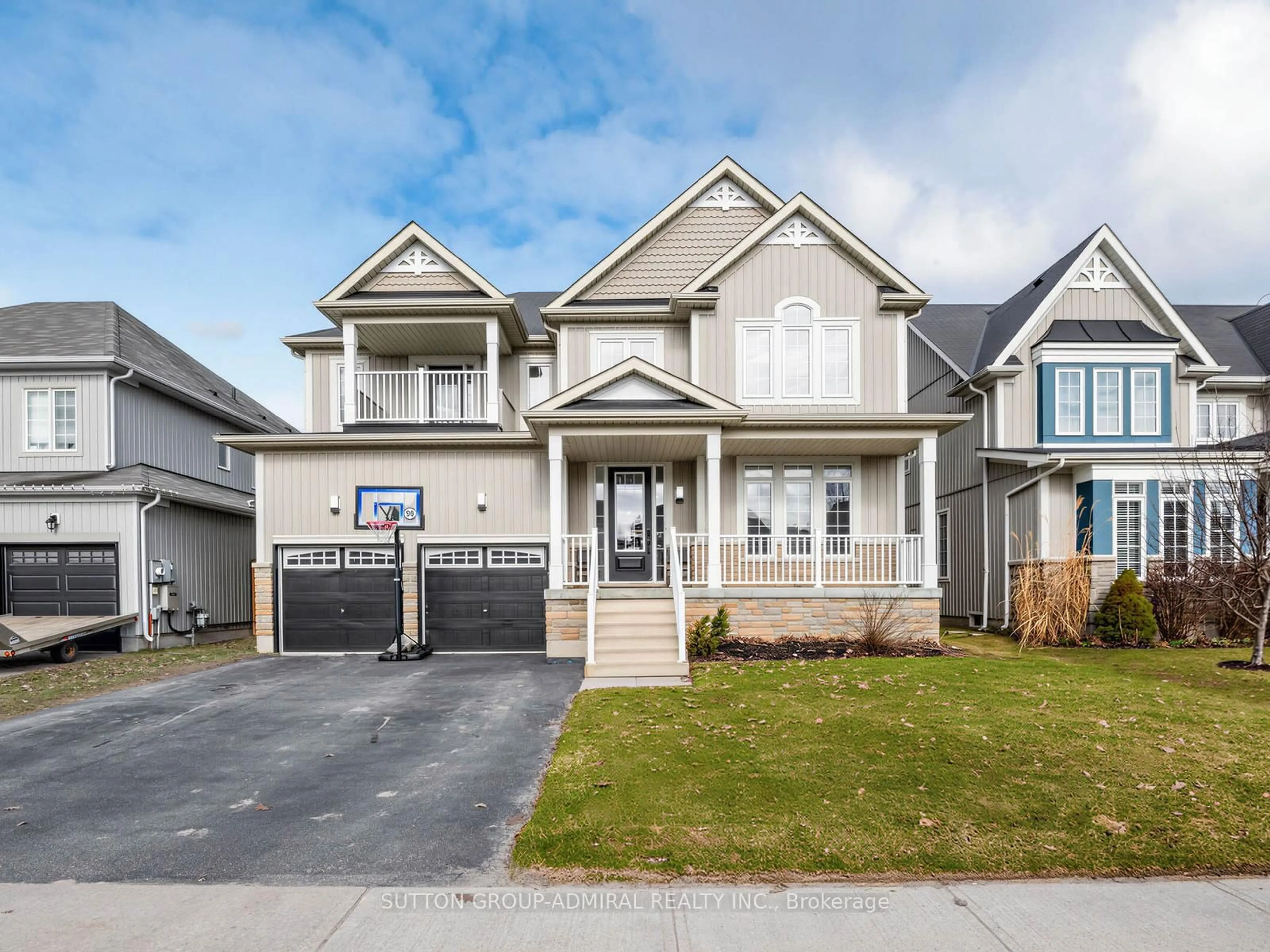 Home with vinyl exterior material, street for 96 Mount Cres, Essa Ontario L3W 0N2