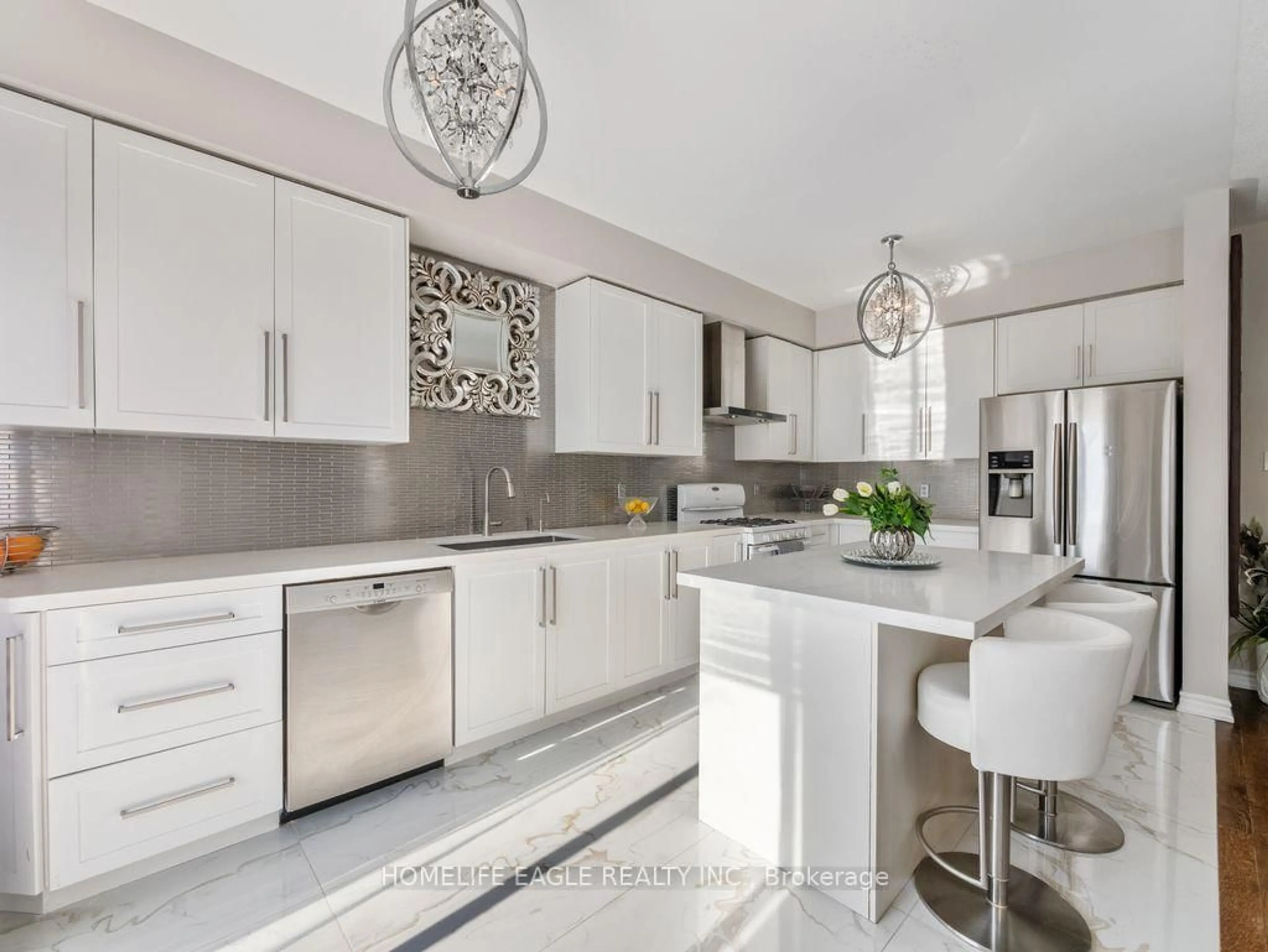 Contemporary kitchen, ceramic/tile floor for 280 Fred Hagan Crt, Newmarket Ontario L3Y 8K6