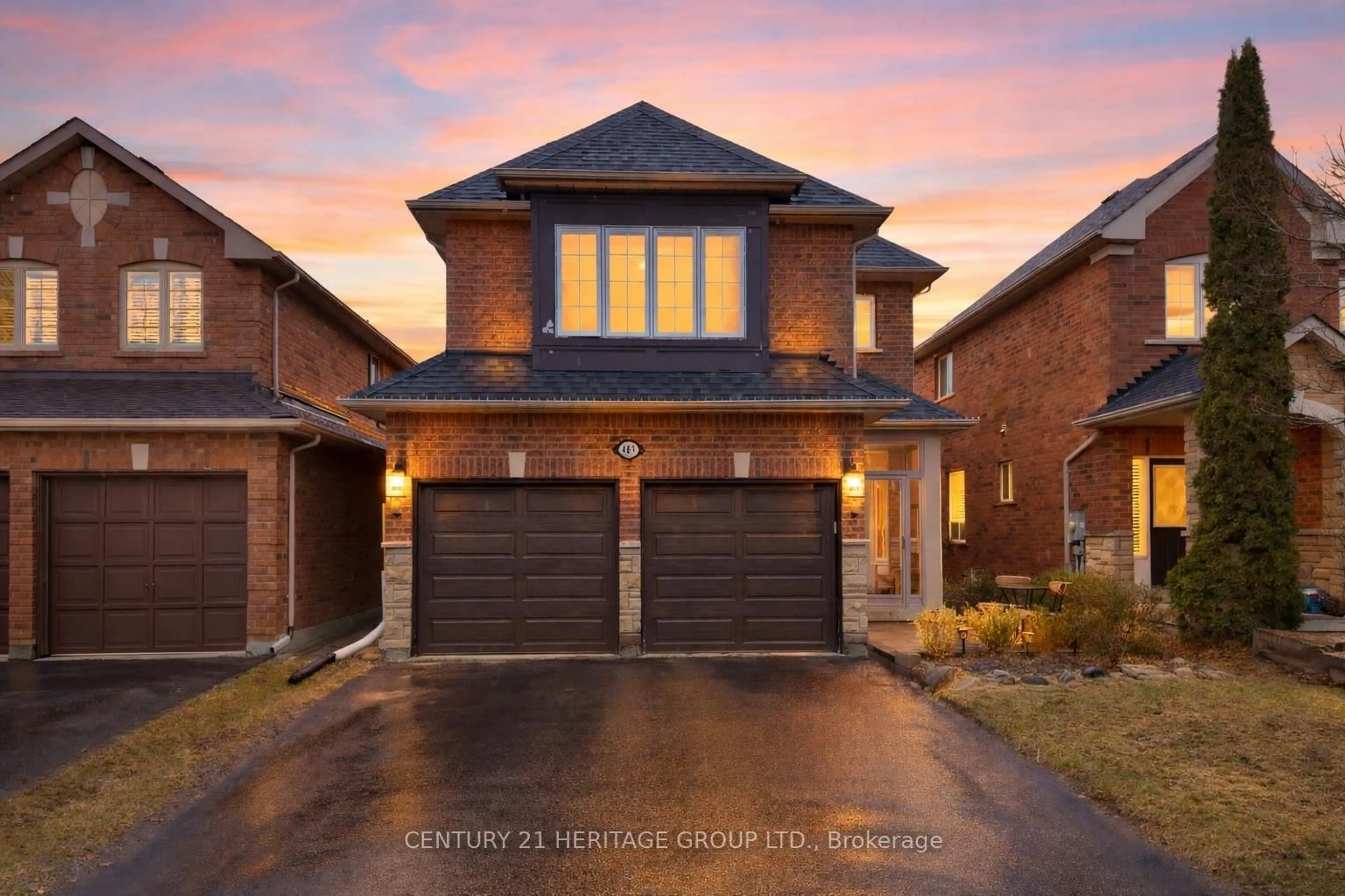 Home with brick exterior material, street for 489 Menczel Cres, Newmarket Ontario L3X 2P6