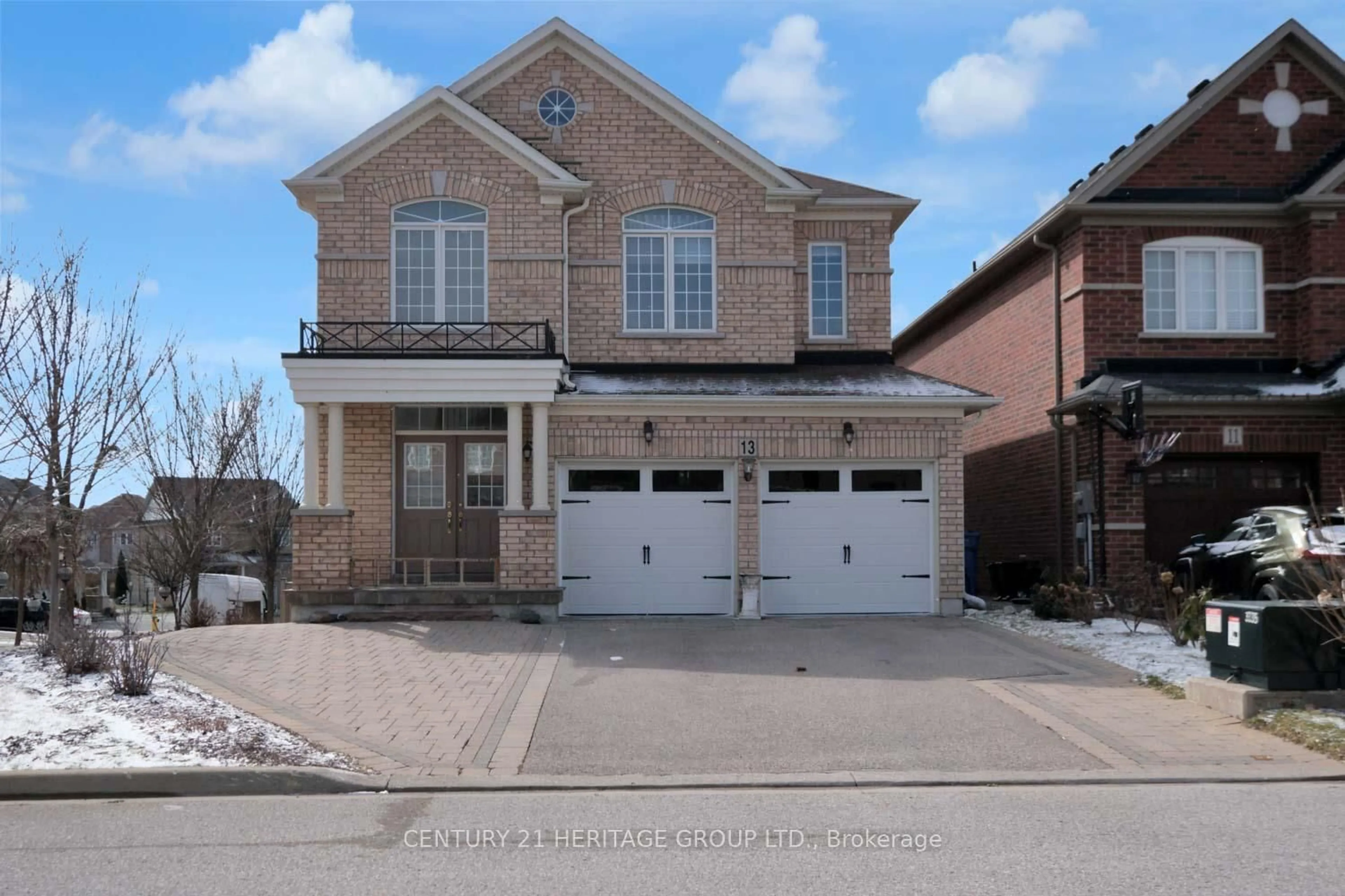 Home with brick exterior material, street for 13 Herefordshire Cres, Newmarket Ontario L9N 0B7