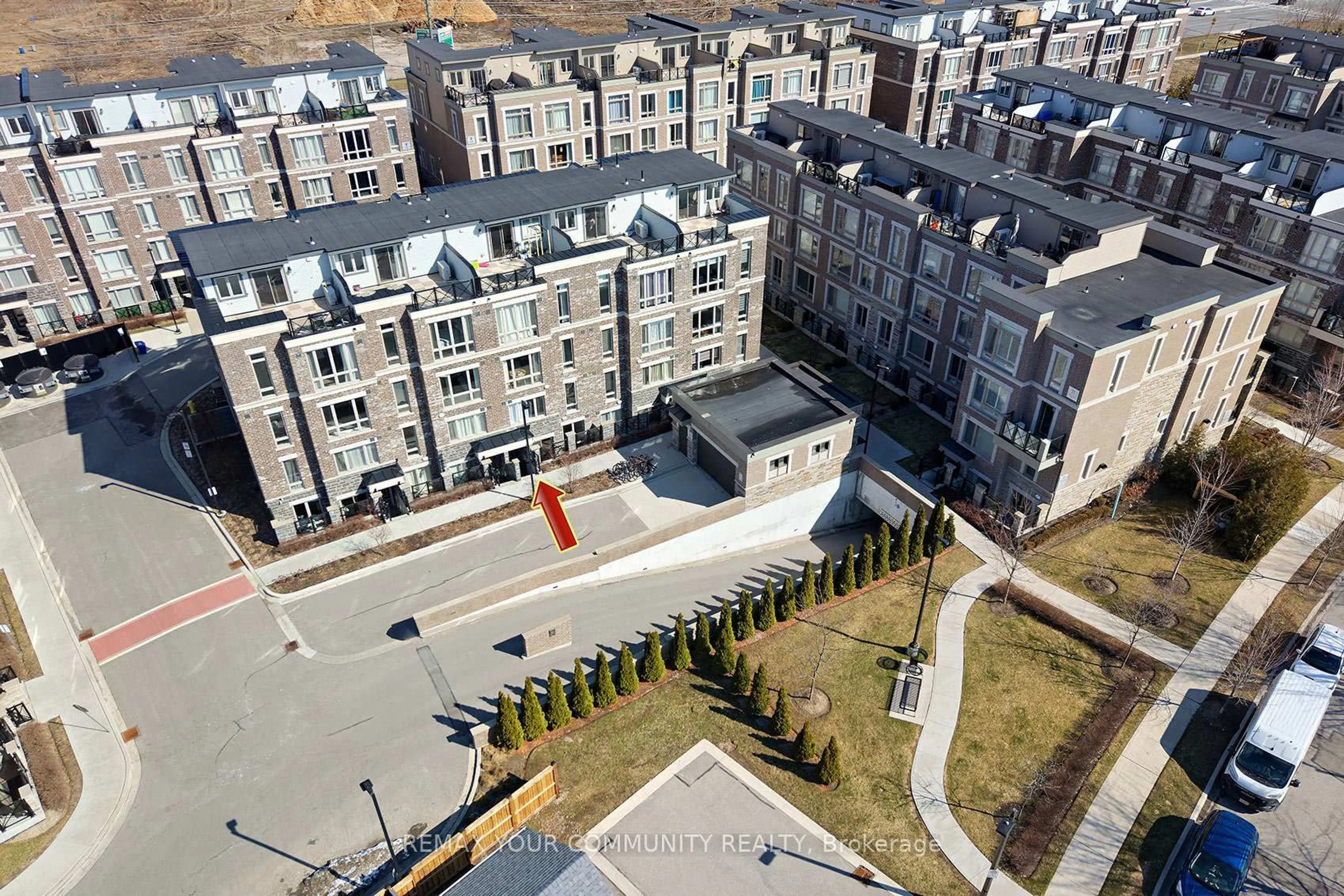 A pic from outside/outdoor area/front of a property/back of a property/a pic from drone, city buildings view from balcony for 15 Westmeath Lane #2909, Markham Ontario L6B 1N5