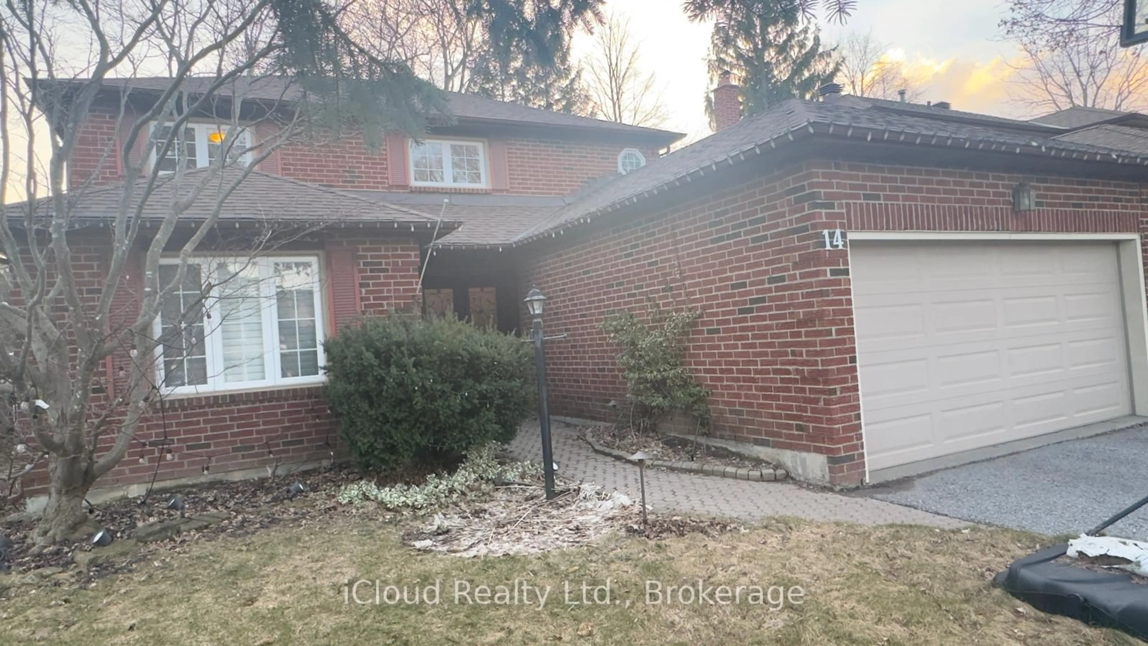 Home with brick exterior material, street for 14 Mintleaf Gate, Markham Ontario L3P 5X4