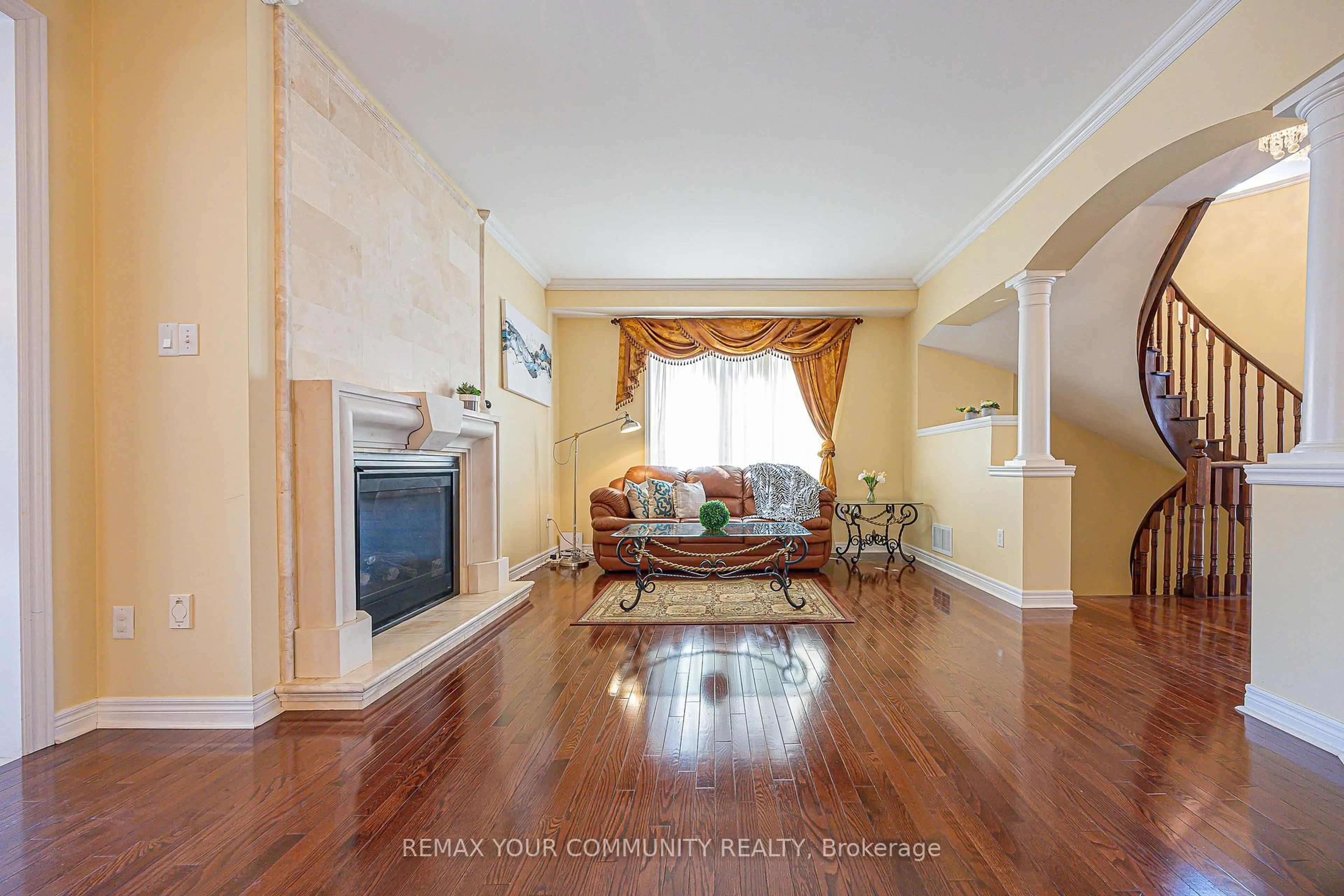 Unknown for 193 Maurier Blvd, Vaughan Ontario L6A 0V2