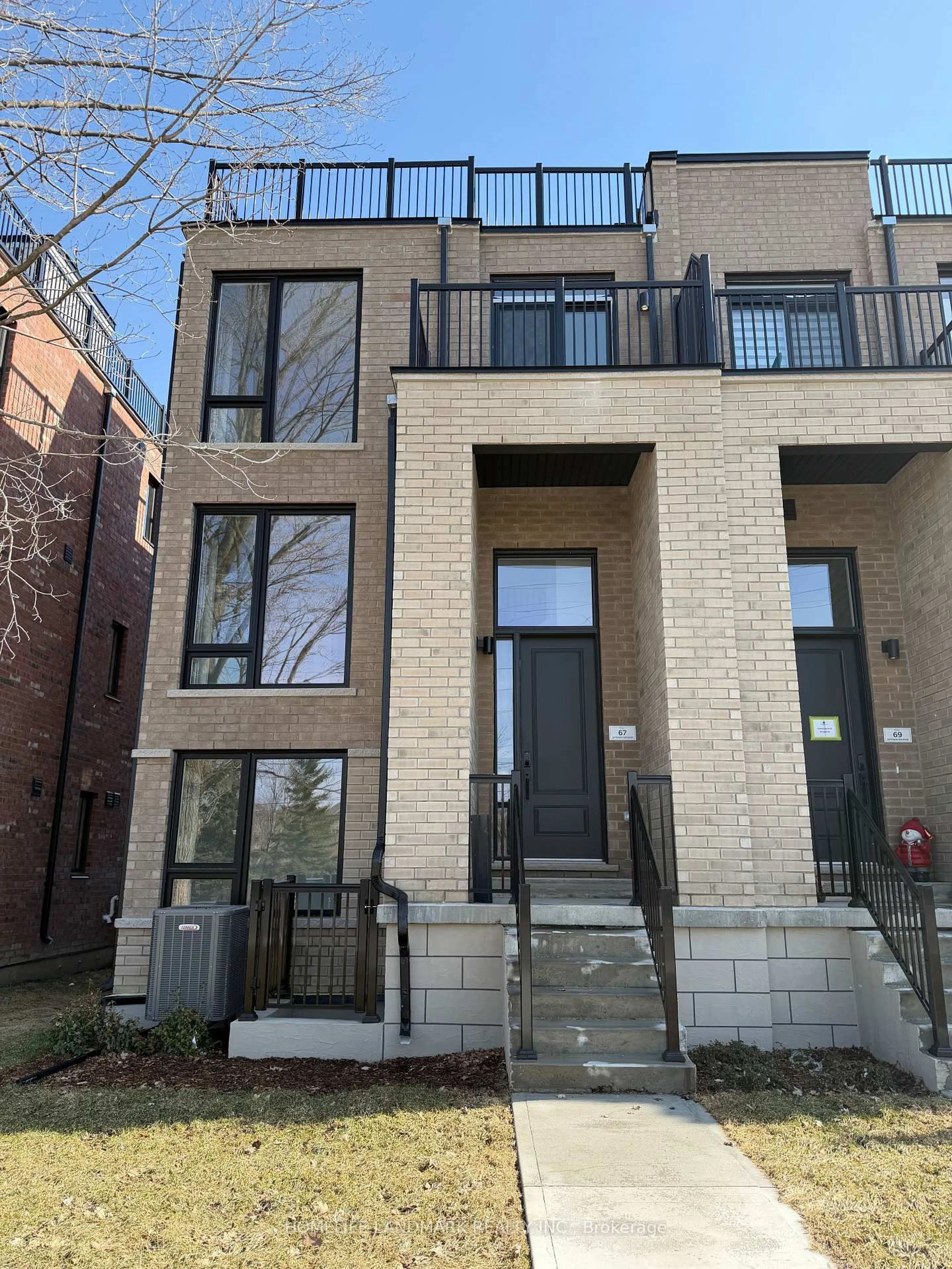 Home with brick exterior material, street for 67 Jefferson Sdrd, Richmond Hill Ontario L4E 1M1