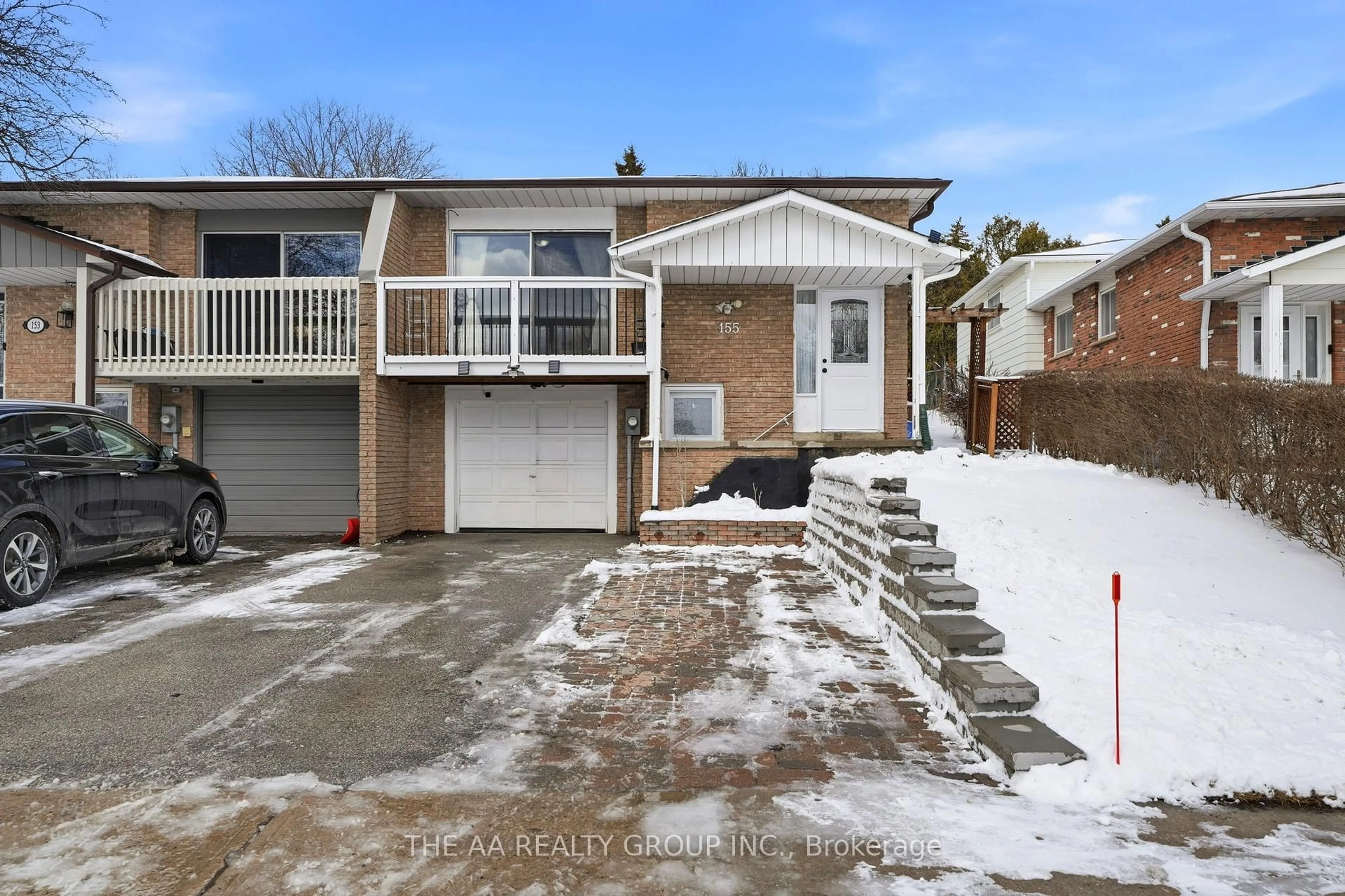 Home with brick exterior material, street for 155 Britannia Ave, Bradford West Gwillimbury Ontario L3Z 1A4