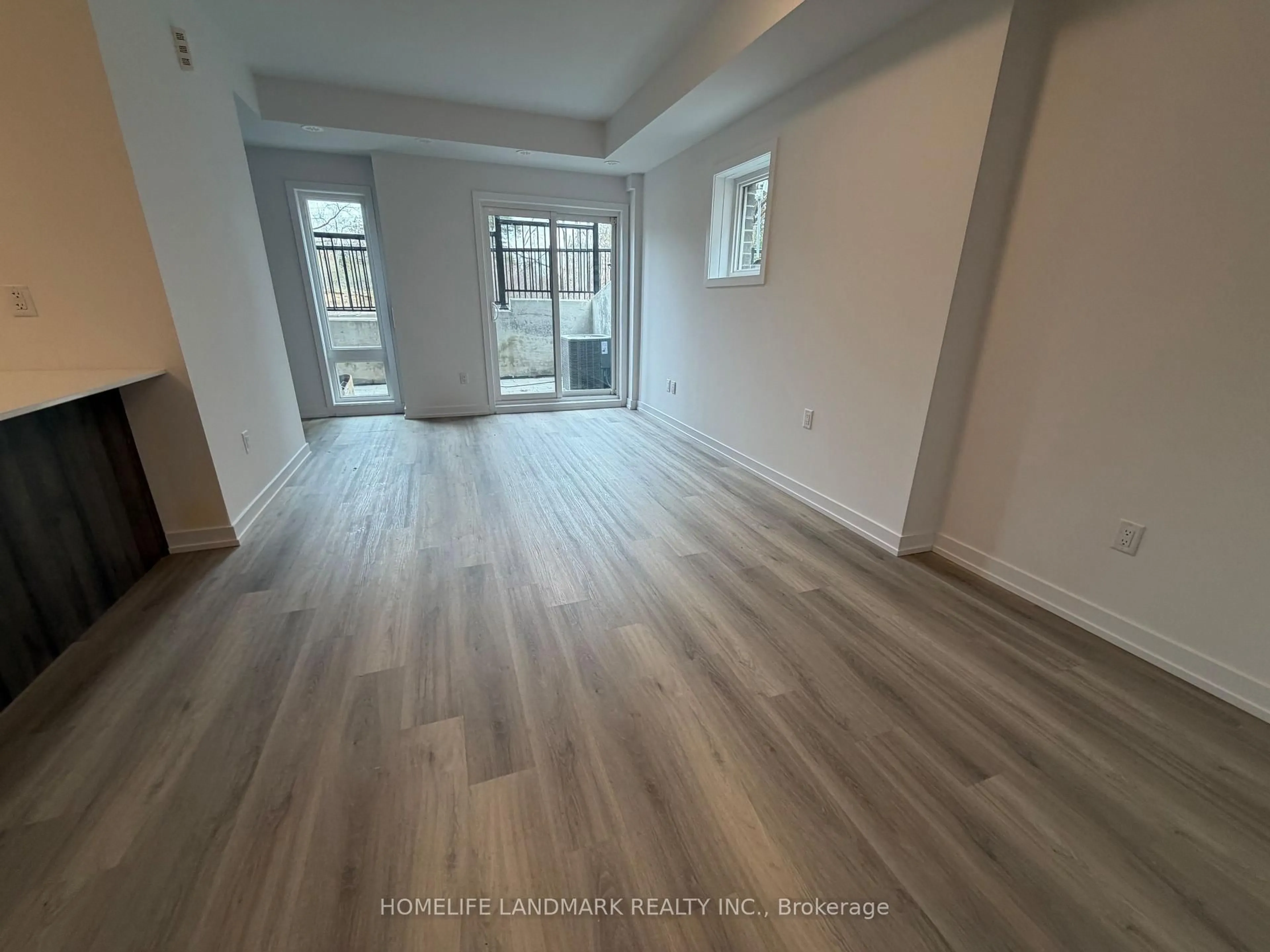 A pic of a room for 5 Bancroft Lane #319, Richmond Hill Ontario L4E 1M1