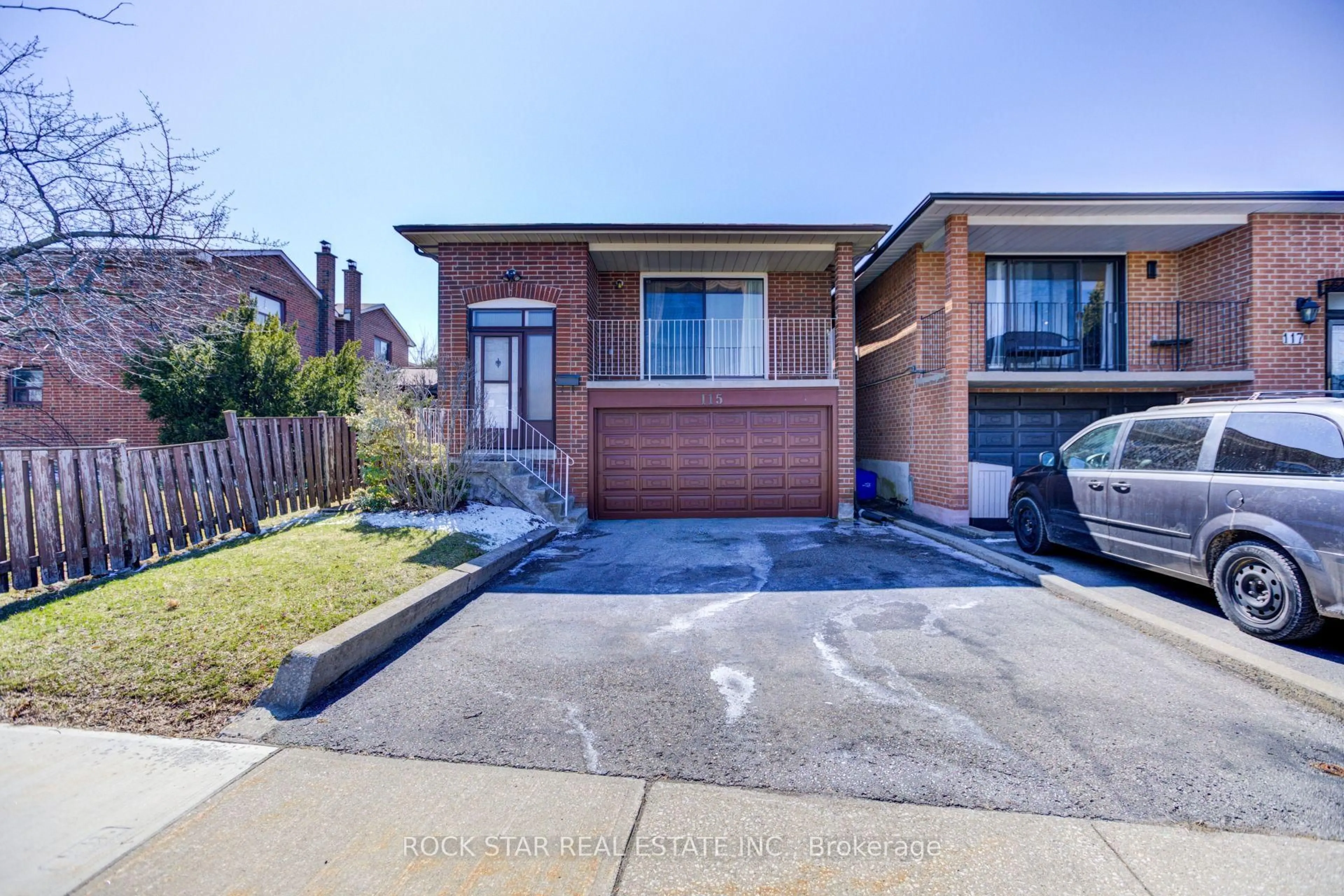 Home with brick exterior material, street for 115 Glen Shields Ave, Vaughan Ontario L4K 1S9