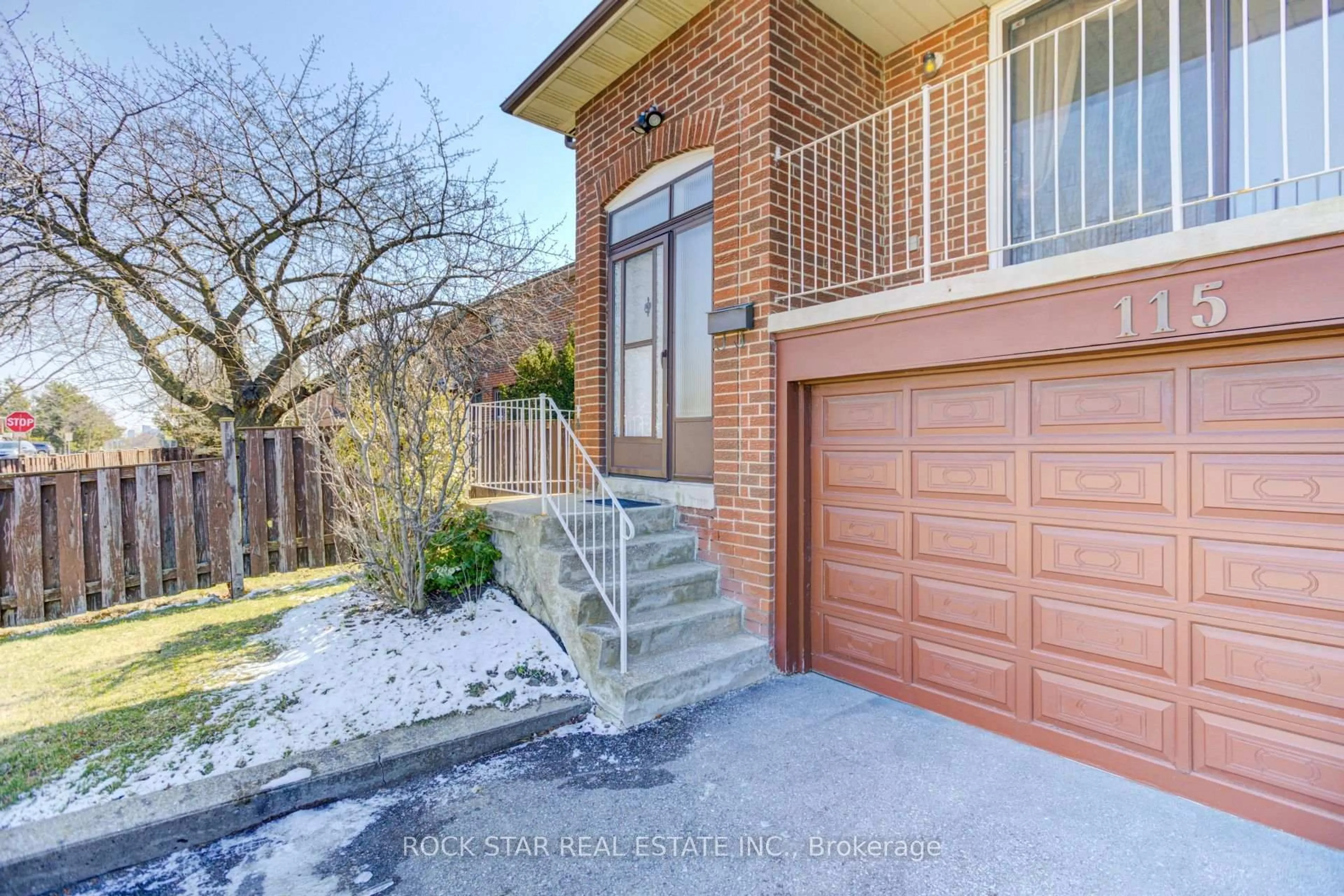 Home with brick exterior material, street for 115 Glen Shields Ave, Vaughan Ontario L4K 1S9