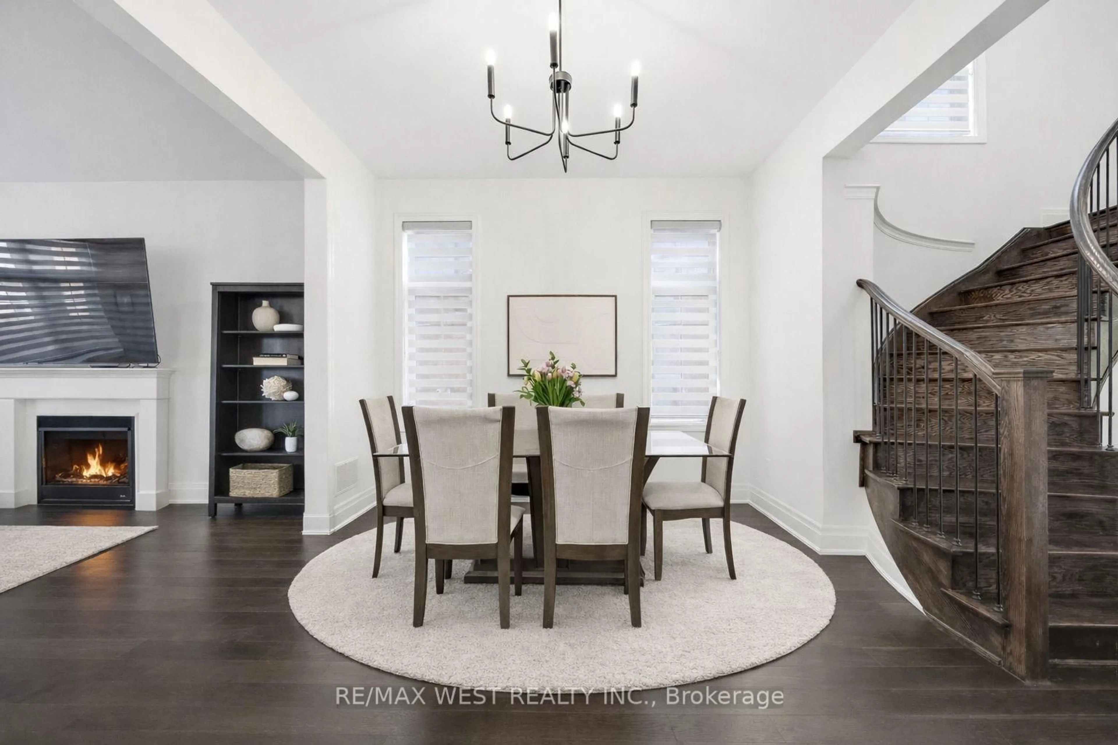 Dining room, unknown for 497 Kleinburg Summit Way, Vaughan Ontario L4H 4T5