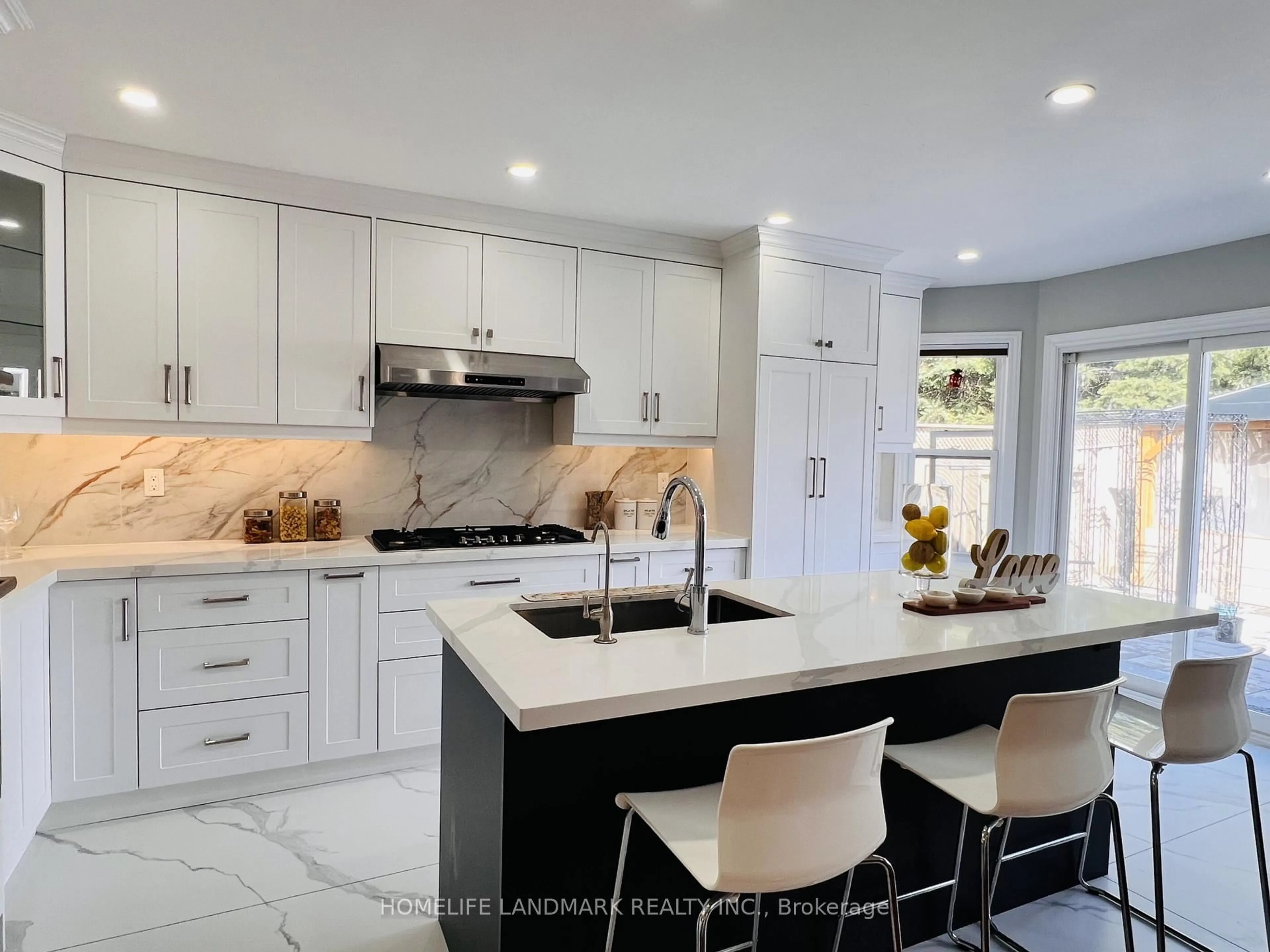 Contemporary kitchen, ceramic/tile floor for 887 College Manor Dr, Newmarket Ontario L3Y 8G9
