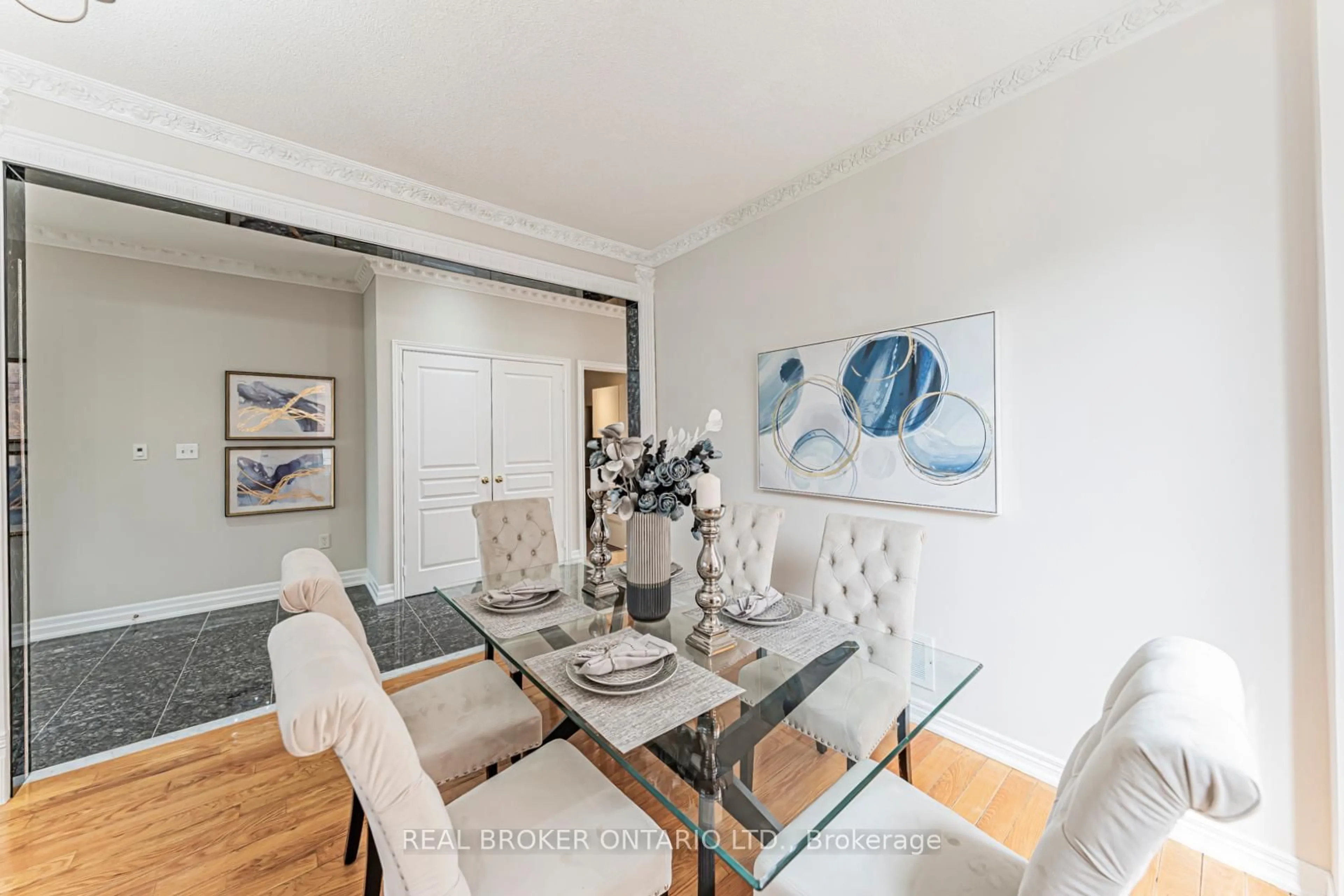 Dining room, unknown for 33 Kingshill Rd, Richmond Hill Ontario L4E 4B1