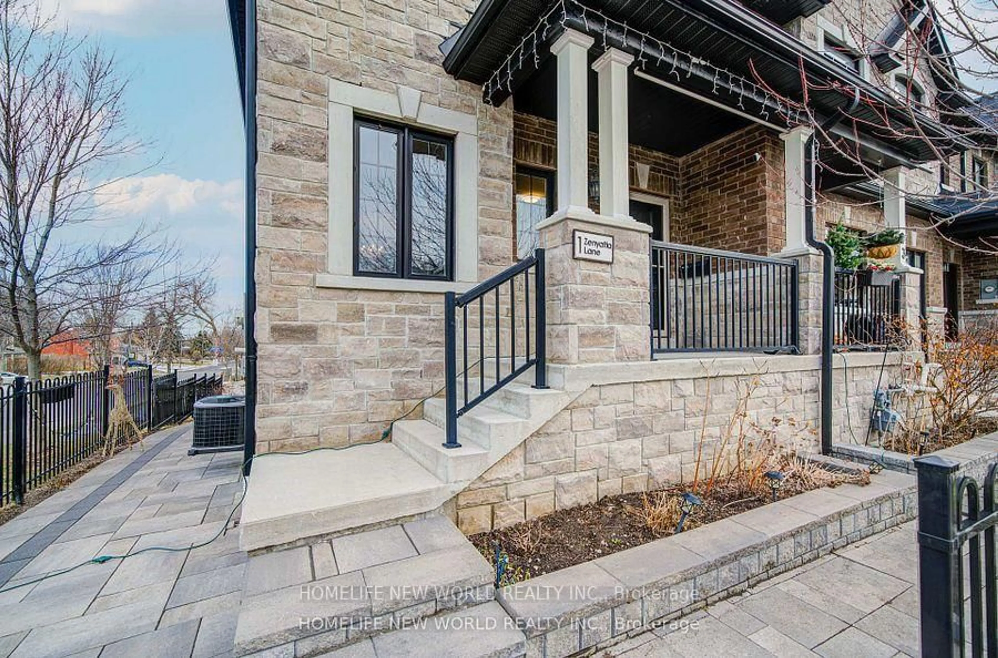 Home with brick exterior material, street for 1 Zenyatta Lane, East Gwillimbury Ontario L9N 0N7