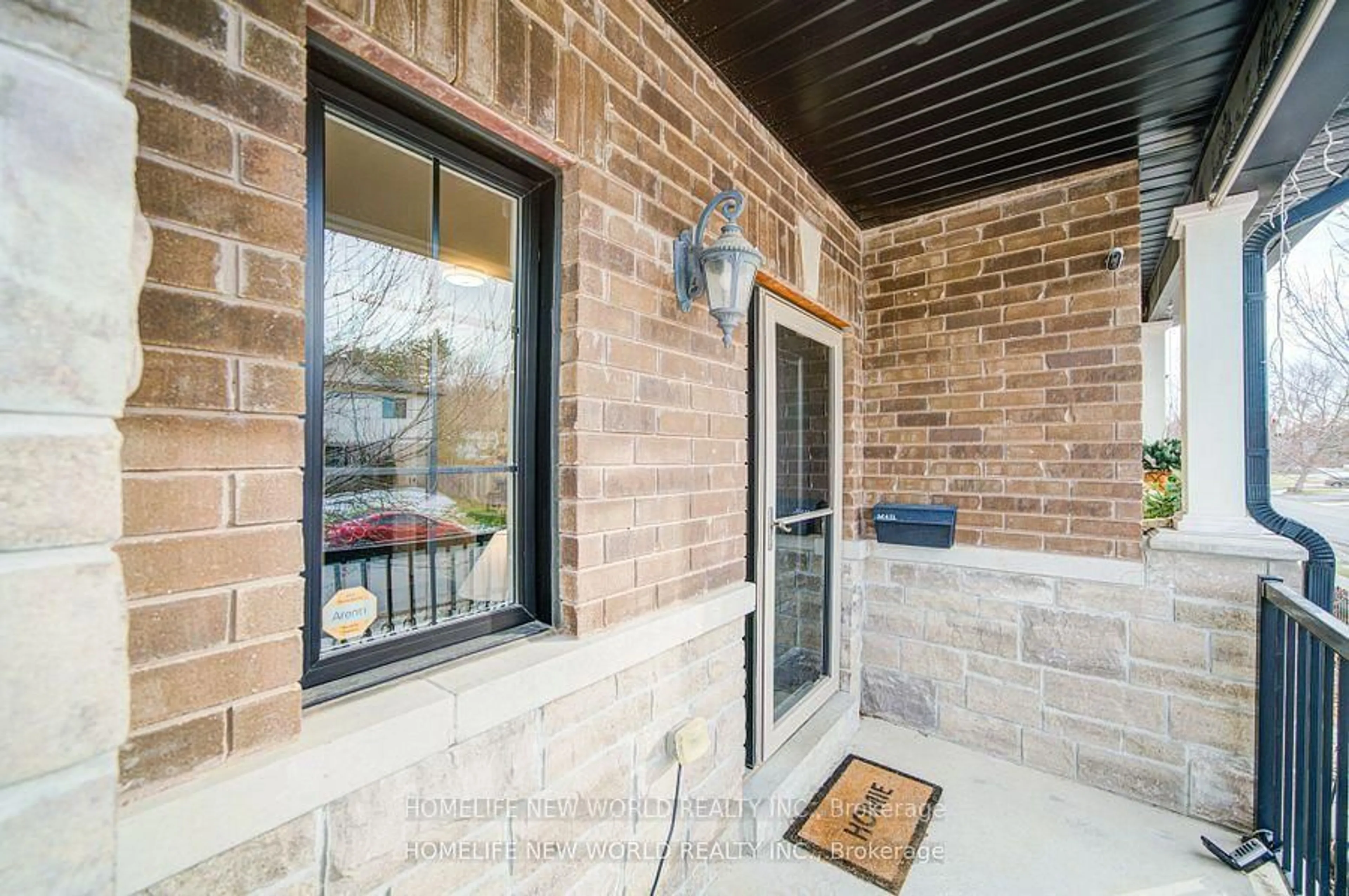 Unknown for 1 Zenyatta Lane, East Gwillimbury Ontario L9N 0N7