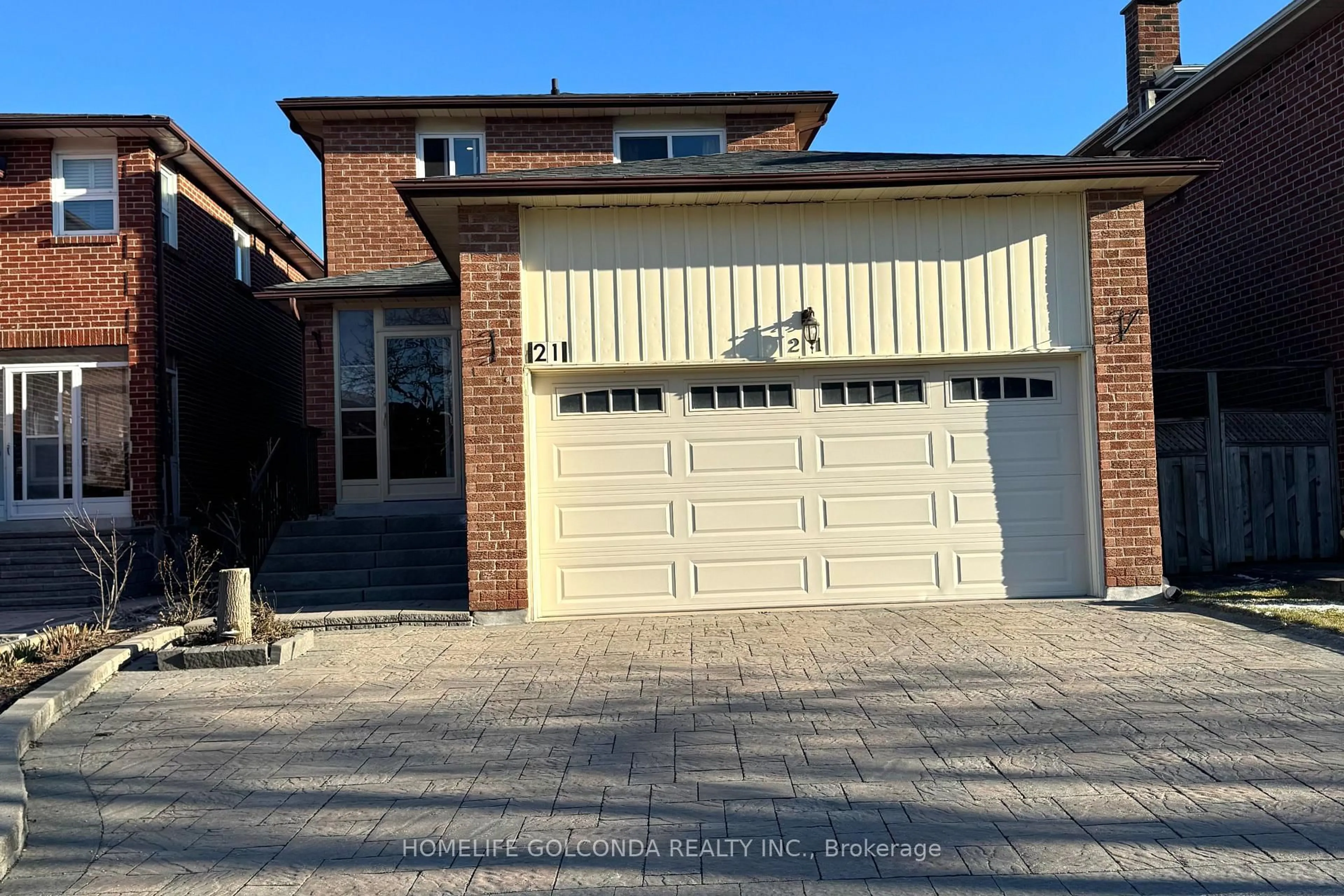 Home with brick exterior material, street for 21 Belvedere Cres, Richmond Hill Ontario L4C 8W1