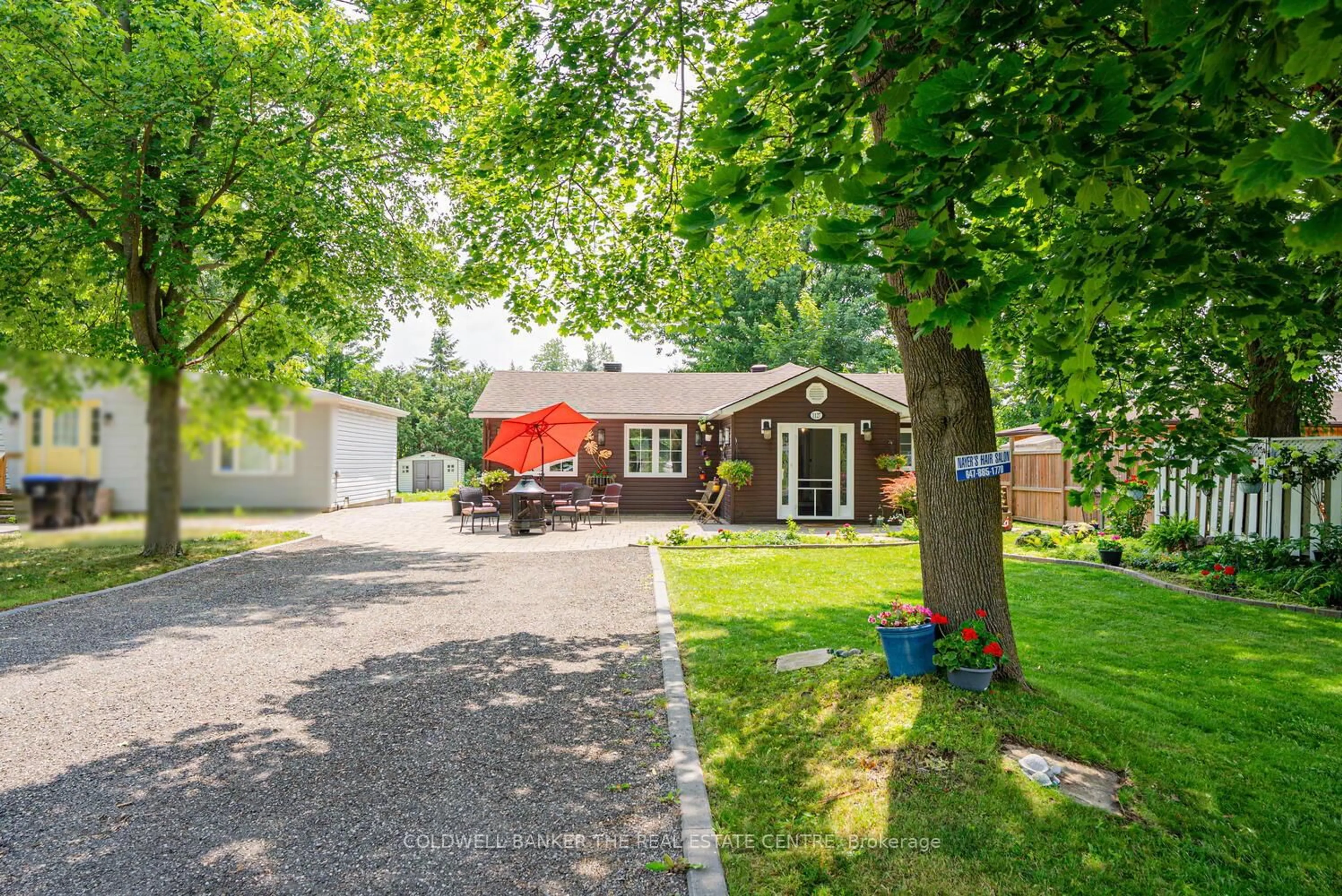 A pic from outside/outdoor area/front of a property/back of a property/a pic from drone, street for 1127 Shore Acres Dr, Innisfil Ontario L0L 1R0