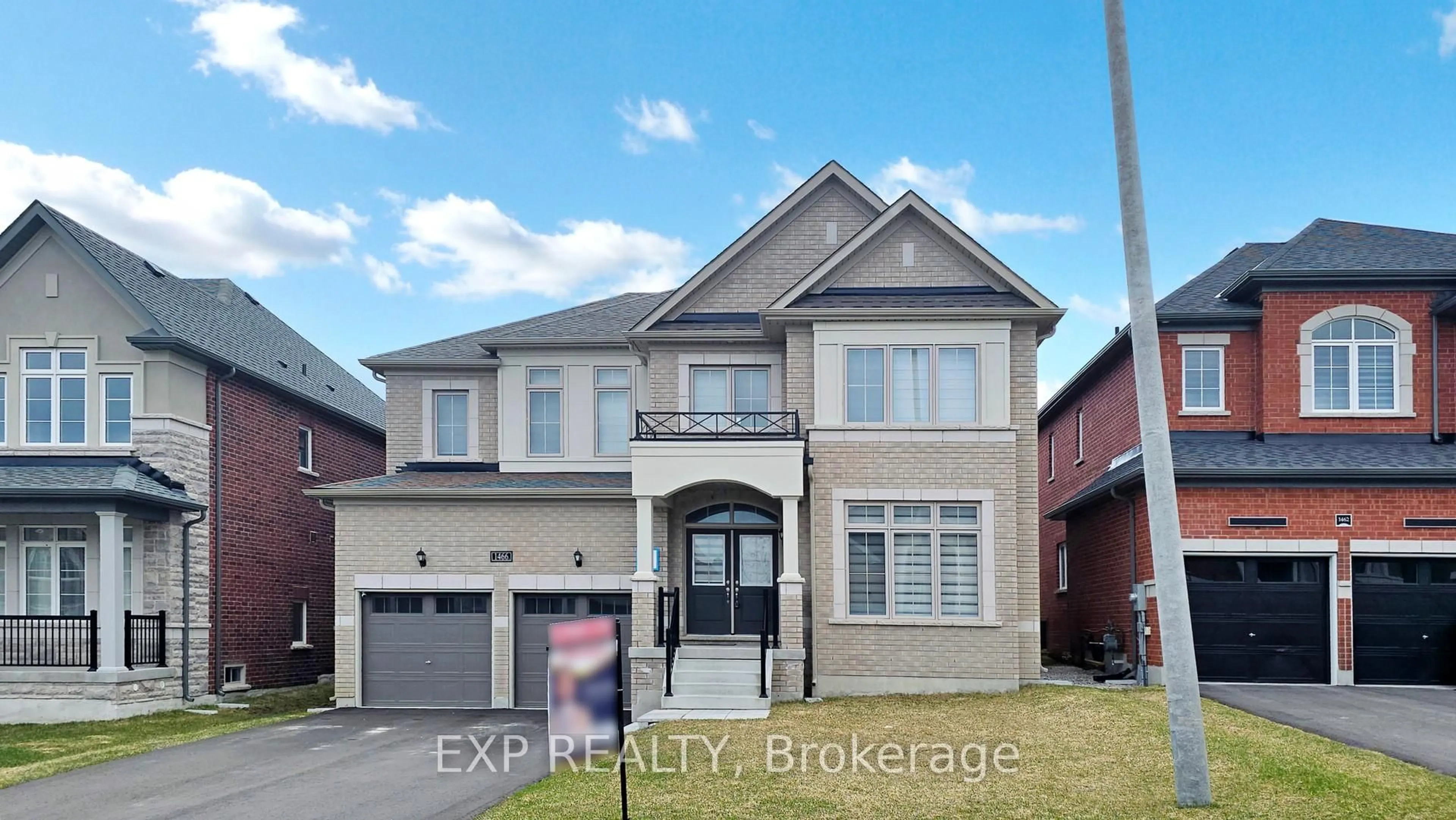 Home with brick exterior material, street for 1466 Broderick St, Innisfil Ontario L9S 4W1