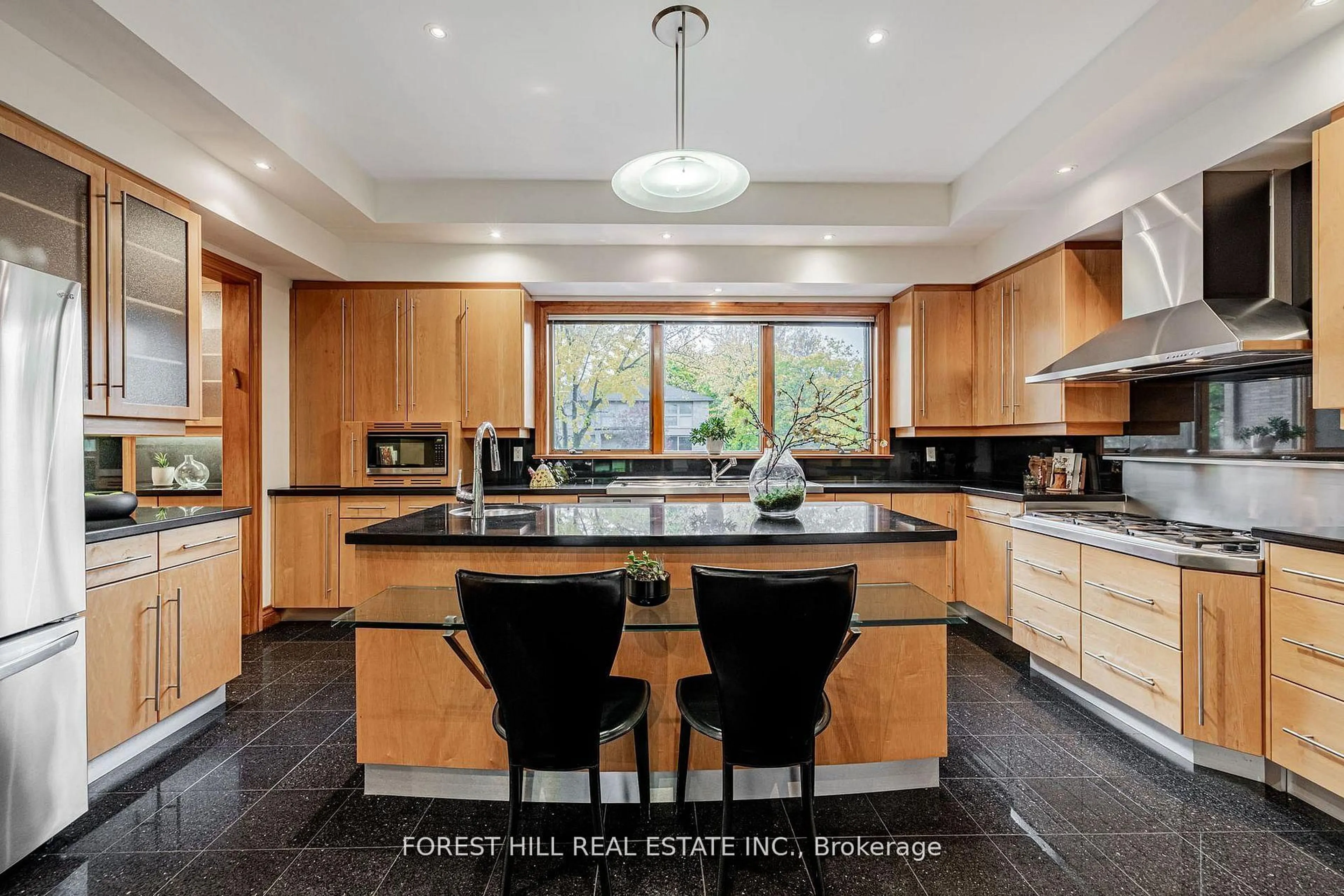 Contemporary kitchen, ceramic/tile floor for 183 Arnold Ave, Vaughan Ontario L4J 1C1