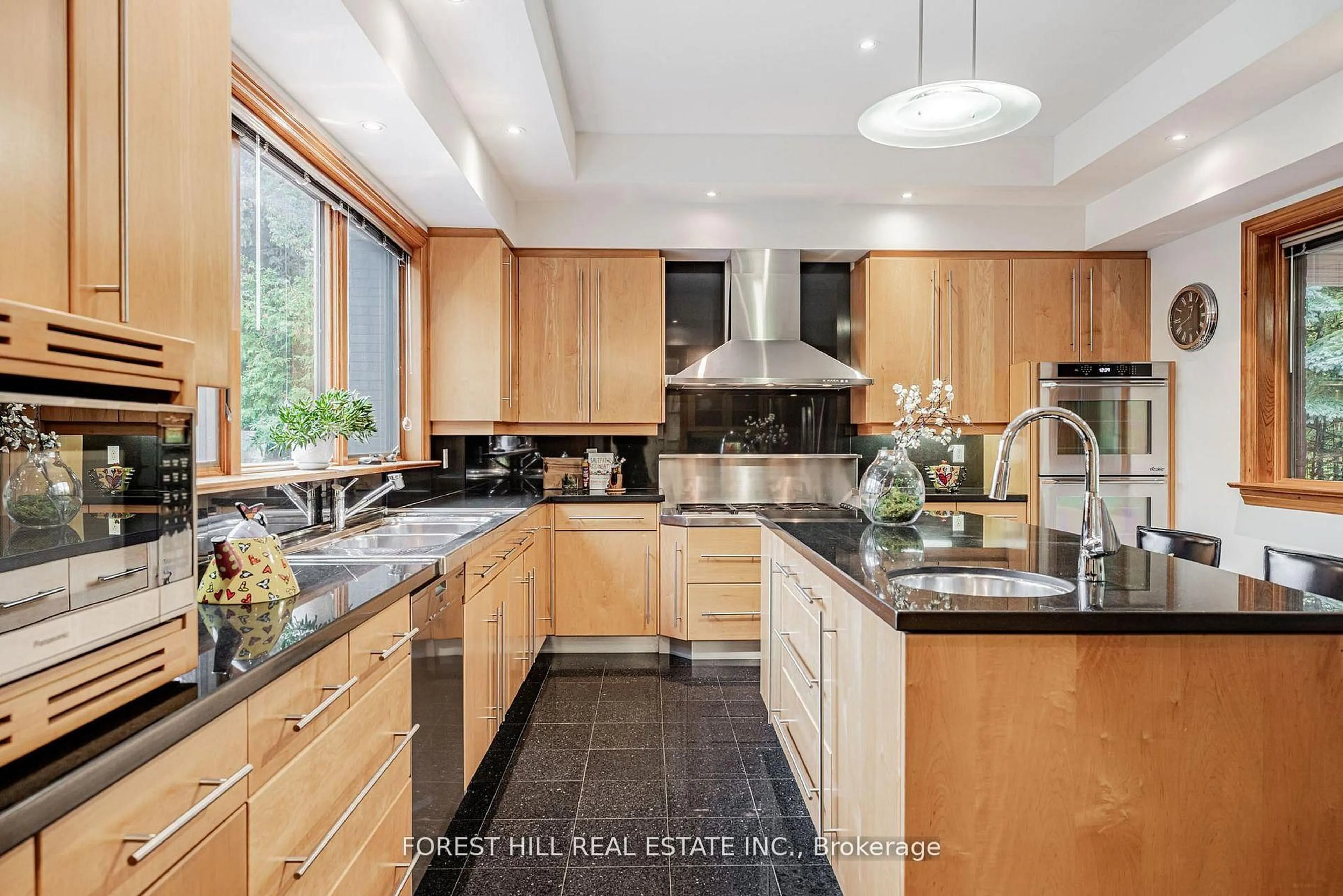 Contemporary kitchen, ceramic/tile floor for 183 Arnold Ave, Vaughan Ontario L4J 1C1