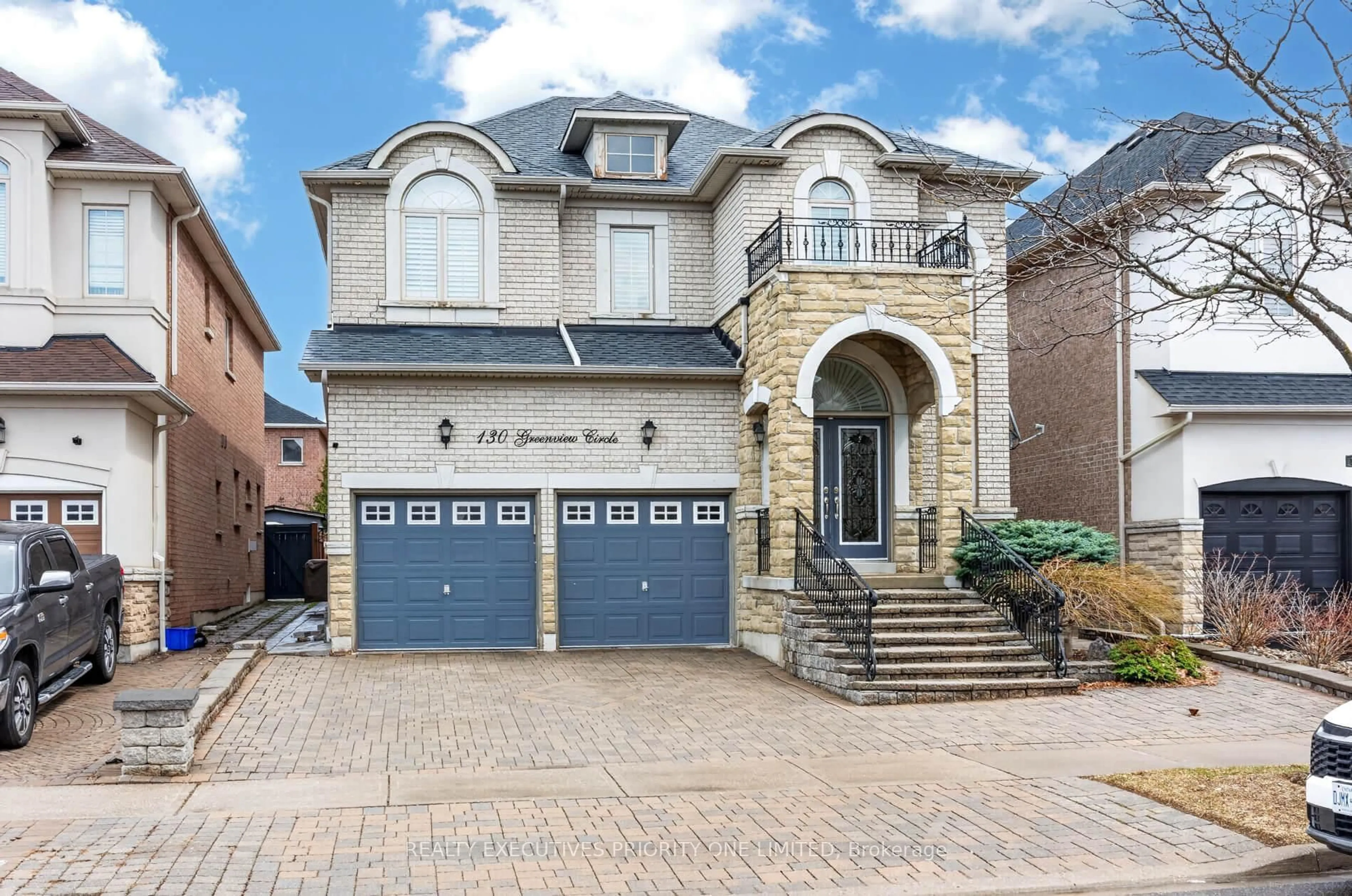 Home with brick exterior material, street for 130 Greenview Circ, Vaughan Ontario L6A 0B6
