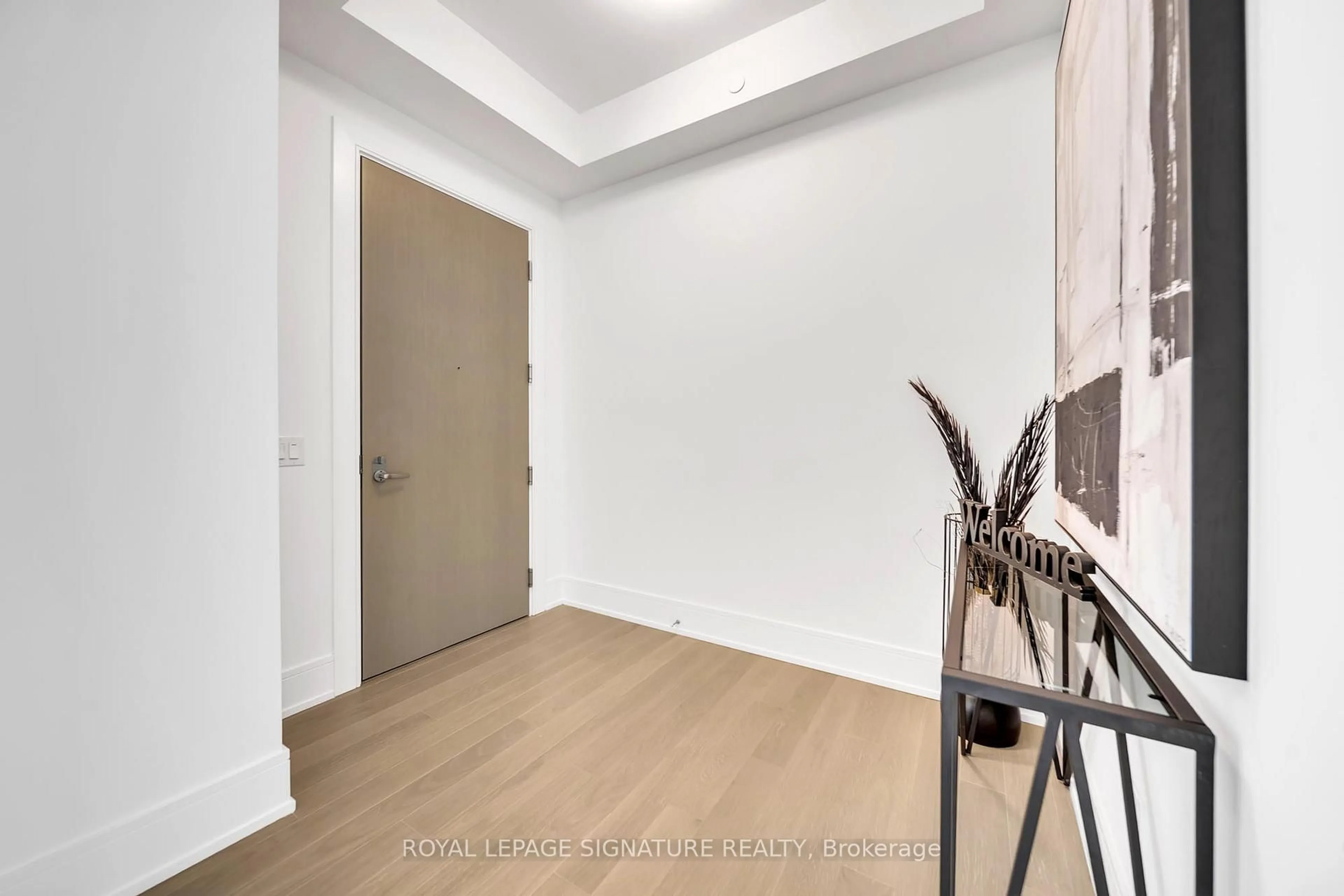 Indoor entryway for 399 Royal Orchard Blvd #617, Markham Ontario L3T 0H3