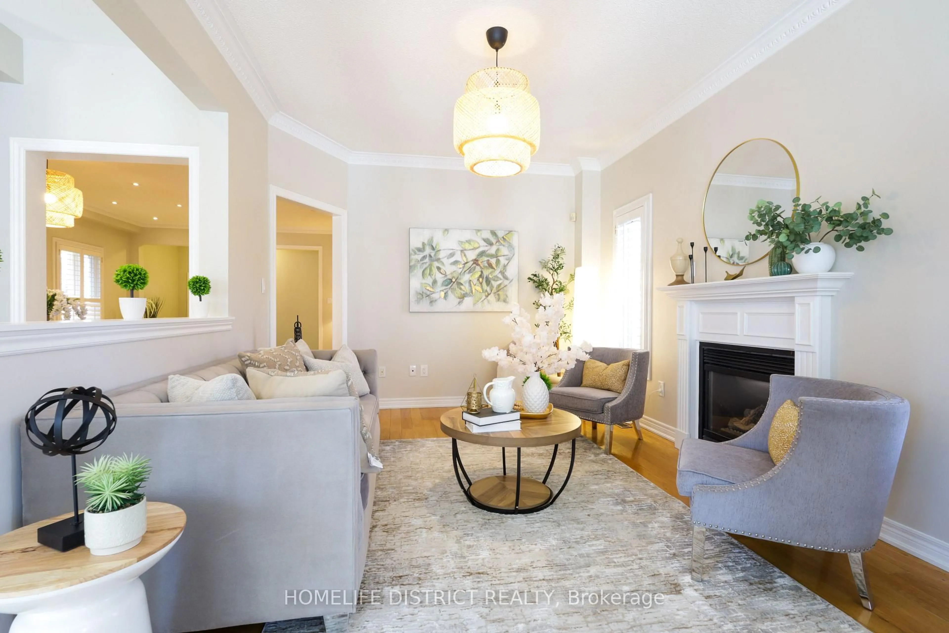 Living room with furniture, unknown for 116 Mojave Cres, Richmond Hill Ontario L4S 1R8