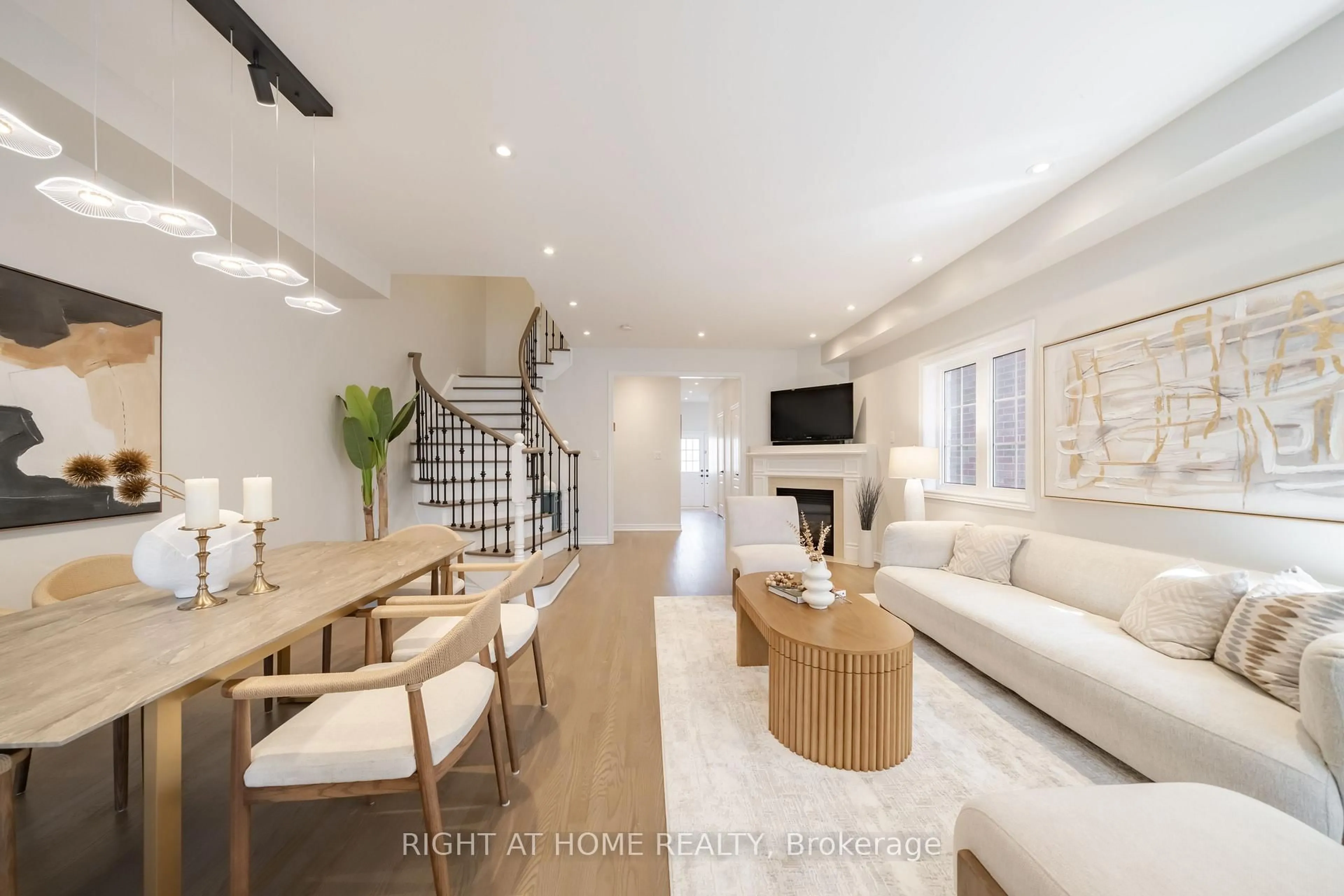 Unknown for 14 Lady Loretta Lane, Vaughan Ontario L6A 4G3