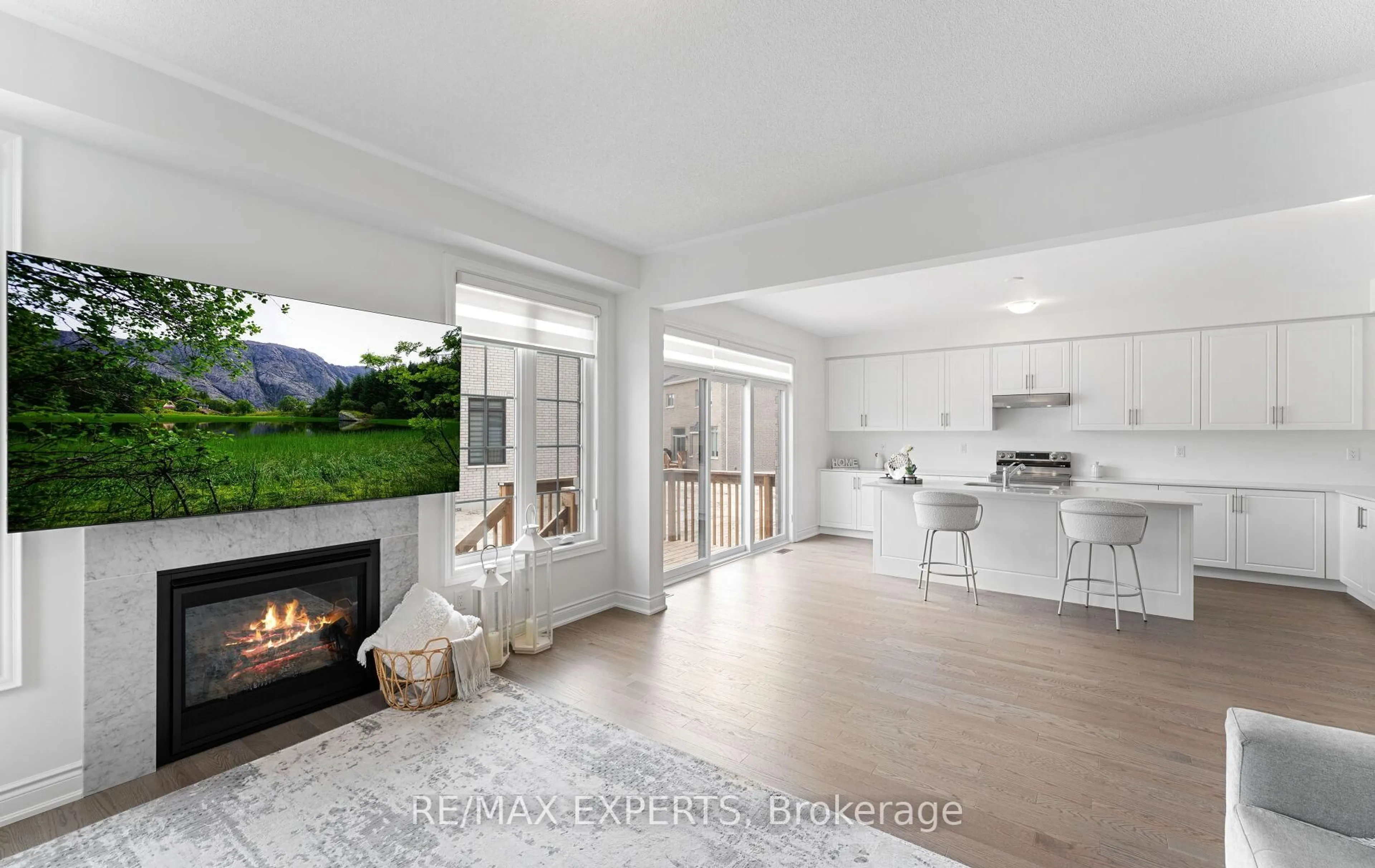 Open concept kitchen, unknown for 84 Culbert Rd, Bradford West Gwillimbury Ontario L3Z 4P4