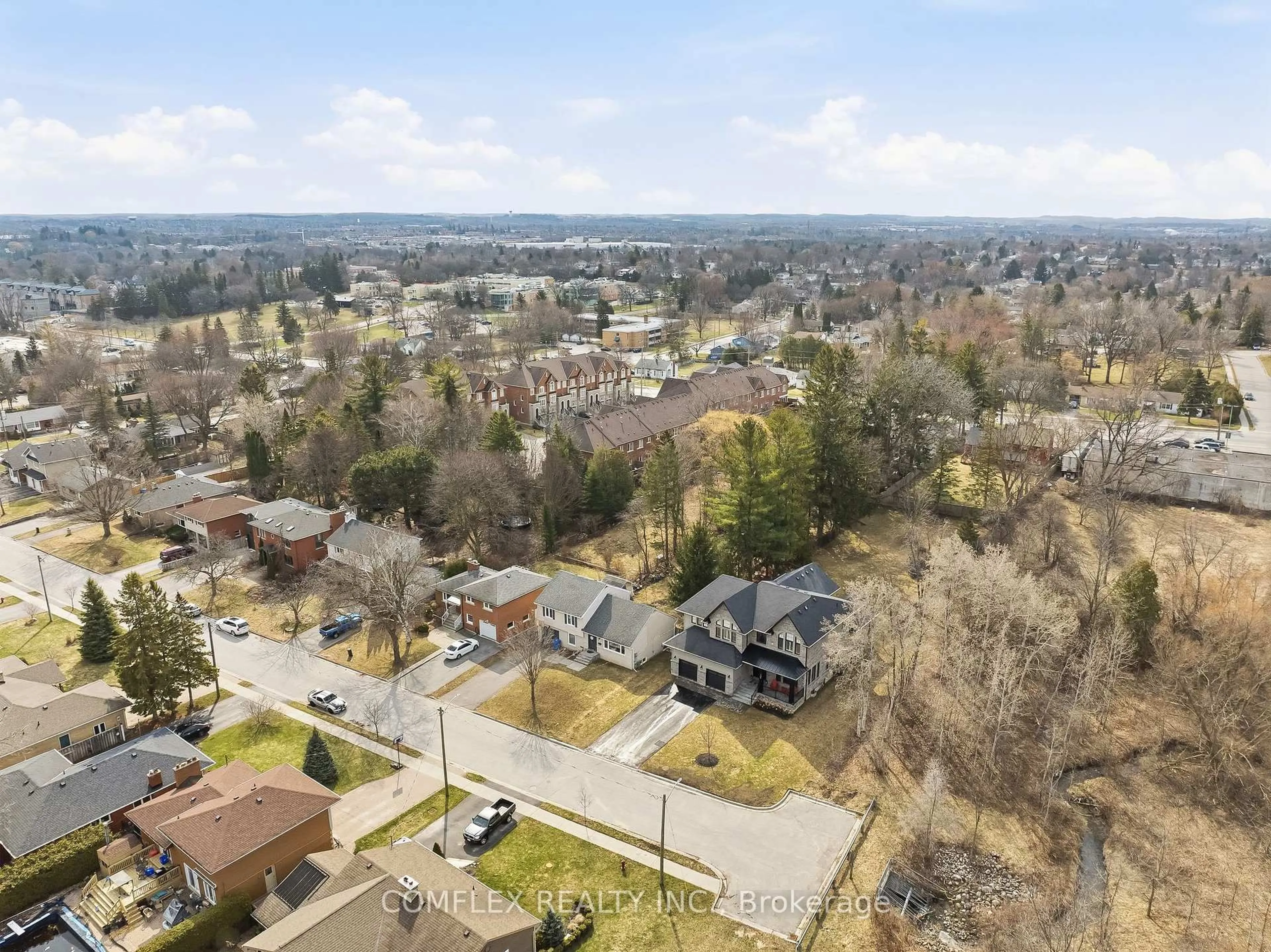 A pic from outside/outdoor area/front of a property/back of a property/a pic from drone, mountain view for 108 Avenue Rd, Newmarket Ontario L3Y 1N3