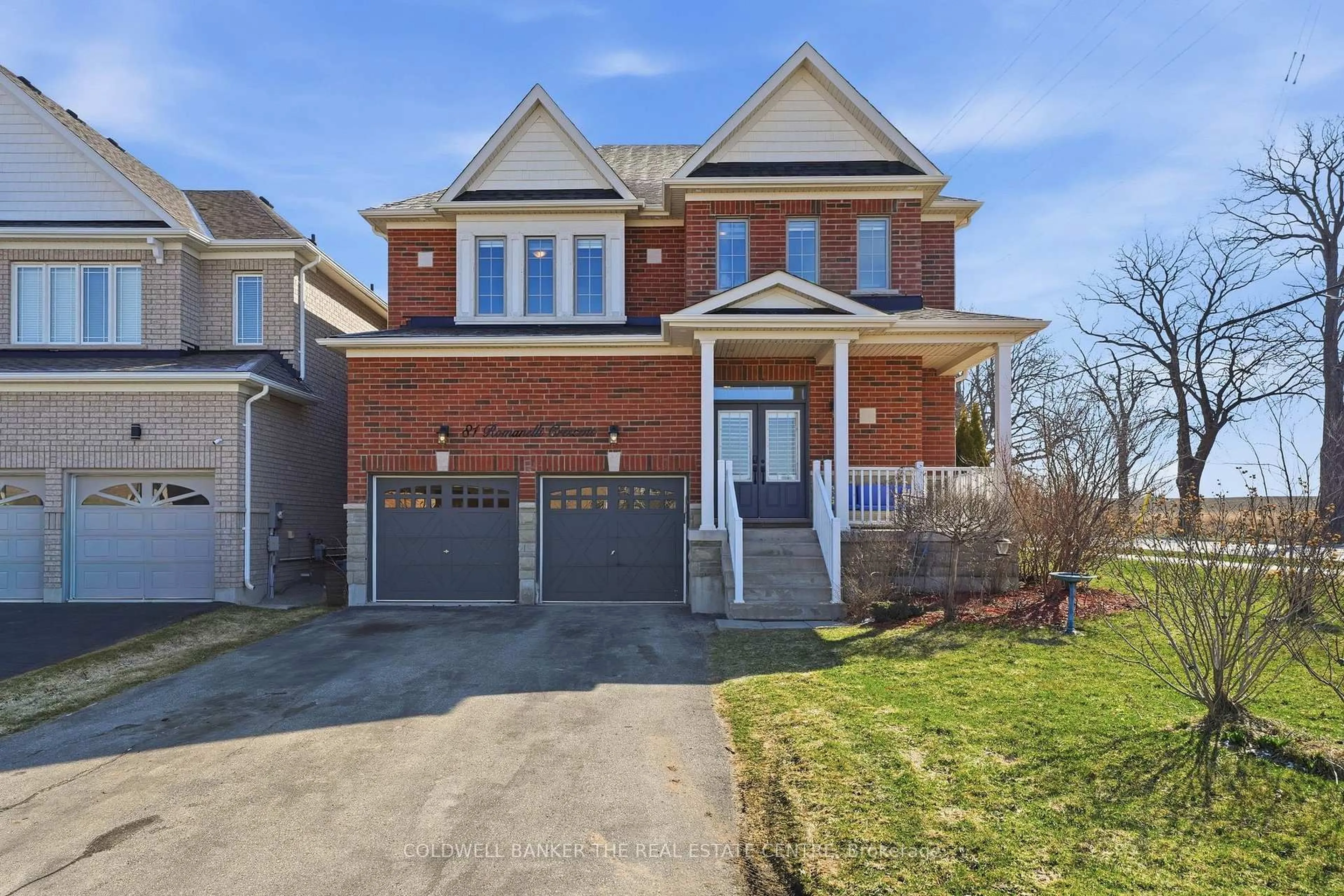 Home with brick exterior material, street for 81 Romanelli Cres, Bradford West Gwillimbury Ontario L3Z 0X7