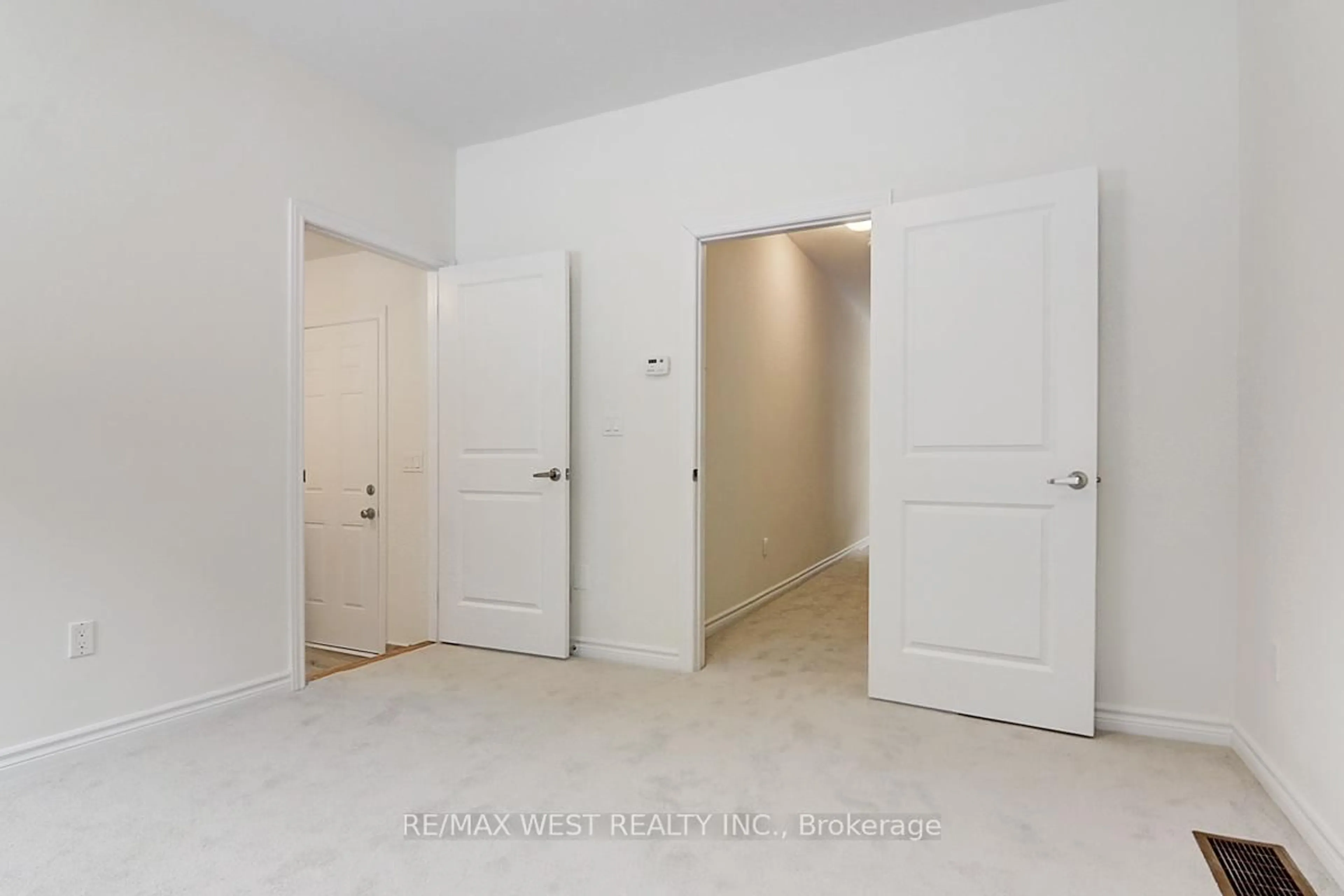 A pic of a room for 42 Quilico Rd, Vaughan Ontario L4H 5G9