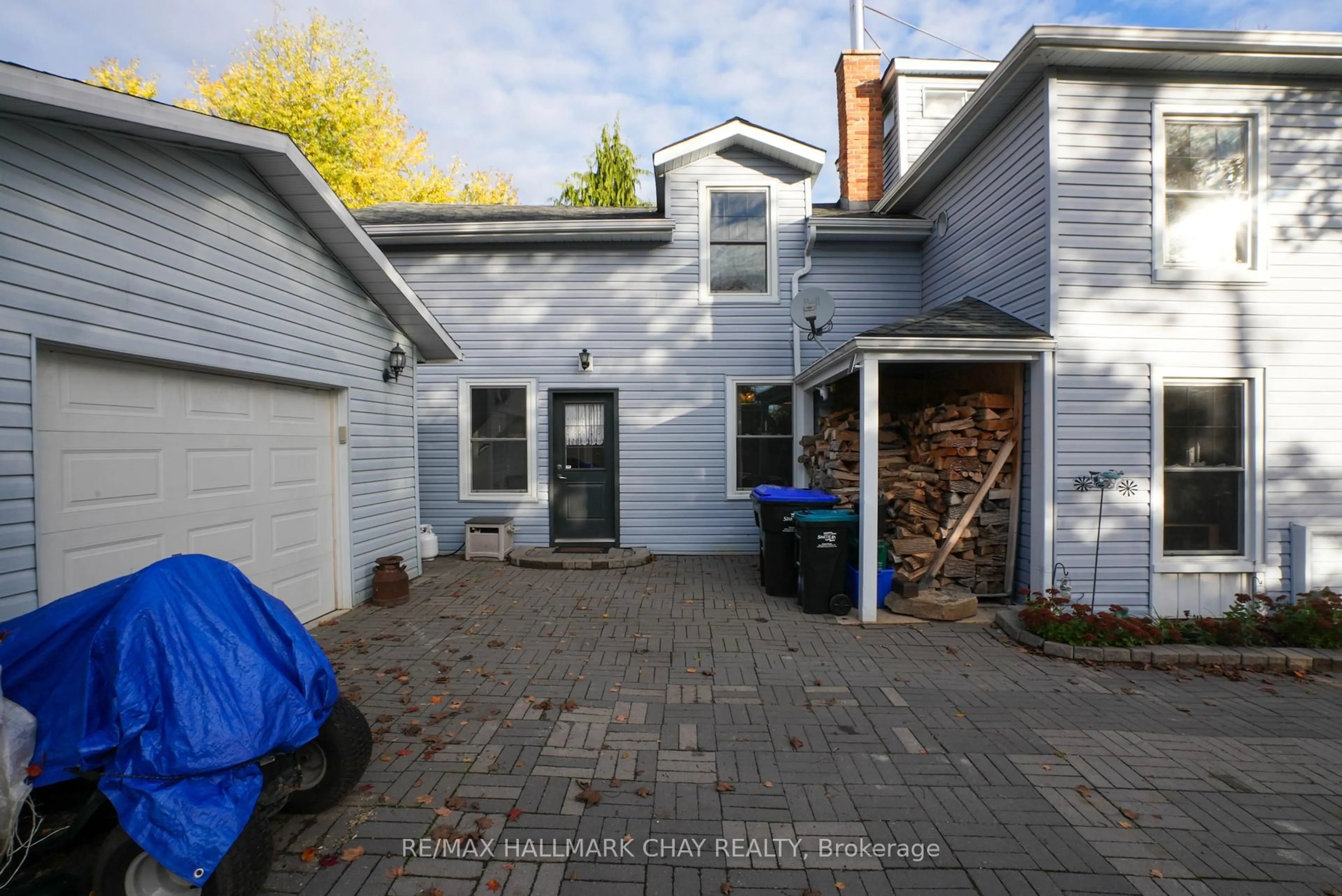 A pic from outside/outdoor area/front of a property/back of a property/a pic from drone, street for 6164 County Rd 13 Rd, Adjala-Tosorontio Ontario L0M 1J0