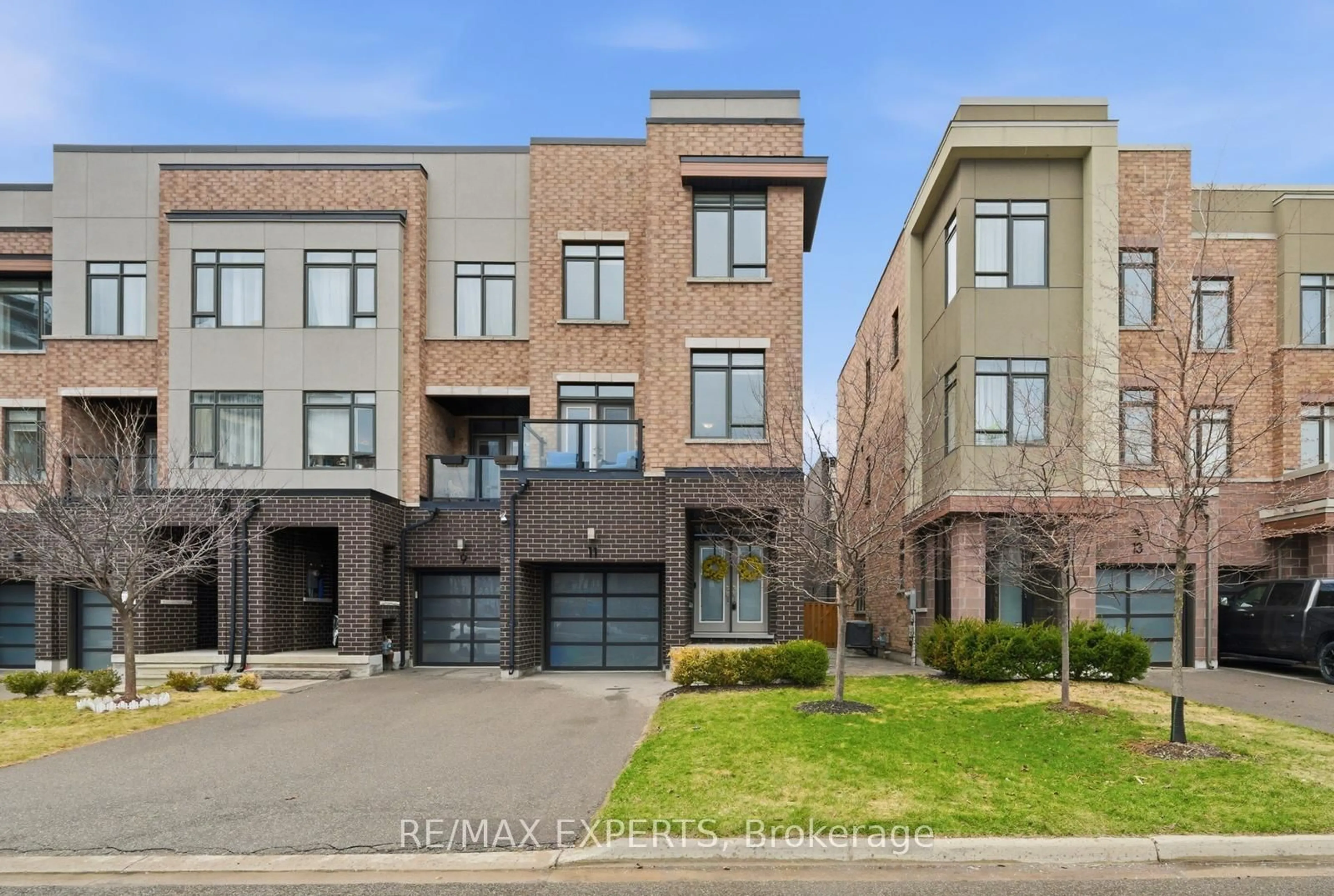 Home with brick exterior material, street for 11 Fancamp Dr, Vaughan Ontario L6A 4Z2